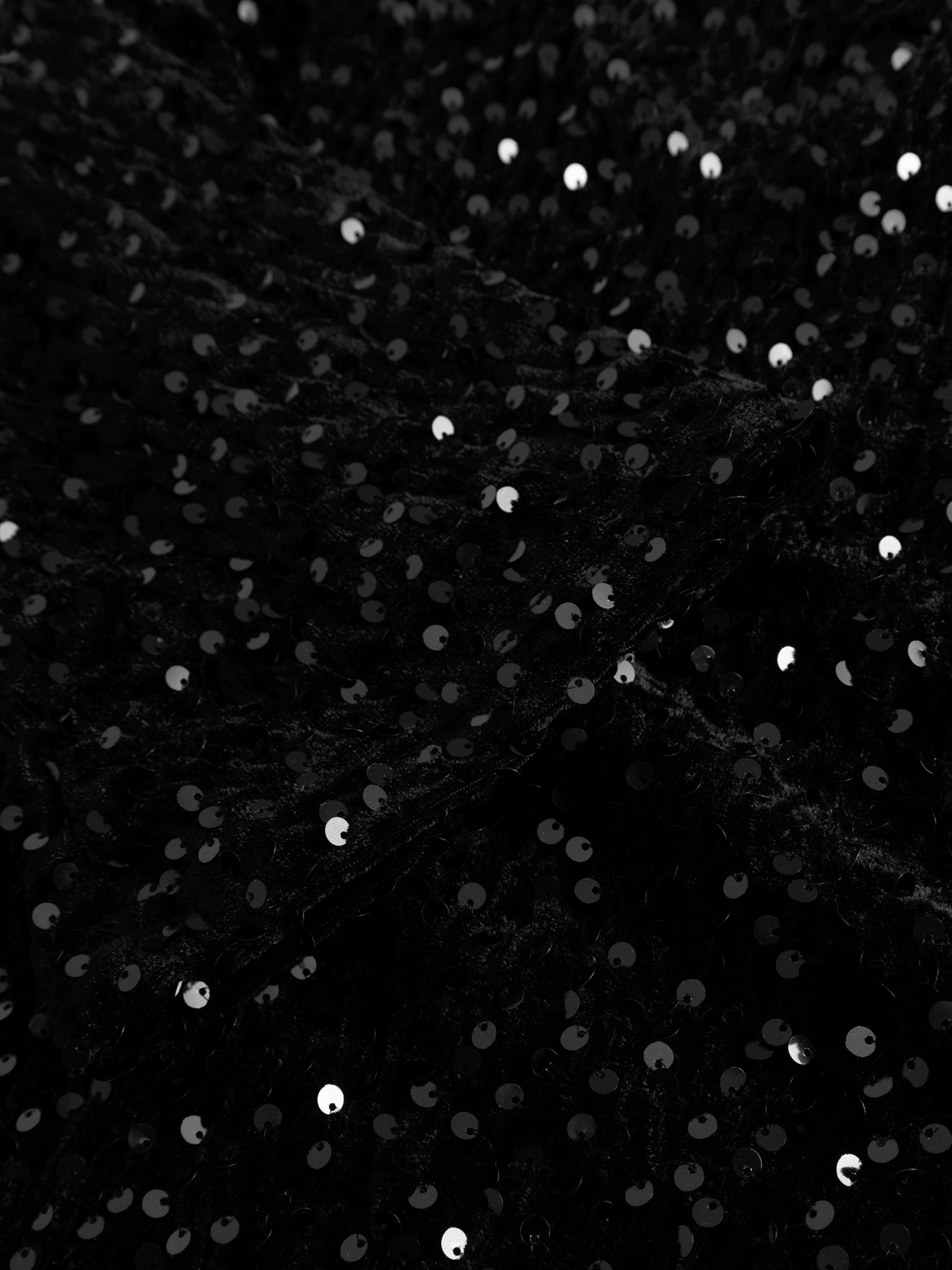 Lucille Top - Black, från Noella, i färgen black. Klicka för att öppna bilden i stort format