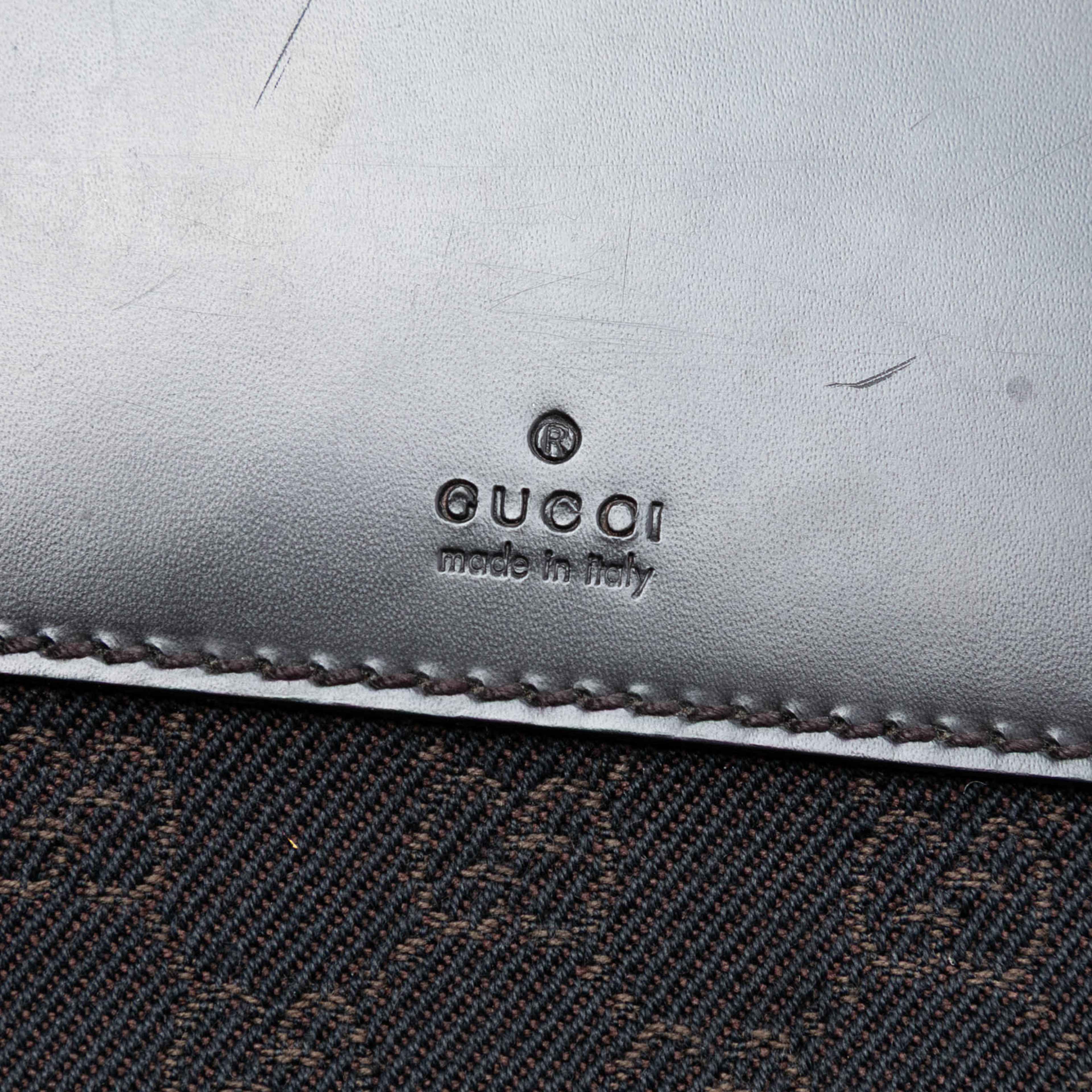 Gucci Gg Denim Tote, från Luxclusif, i färgen dark brown. Klicka för att öppna bilden i stort format