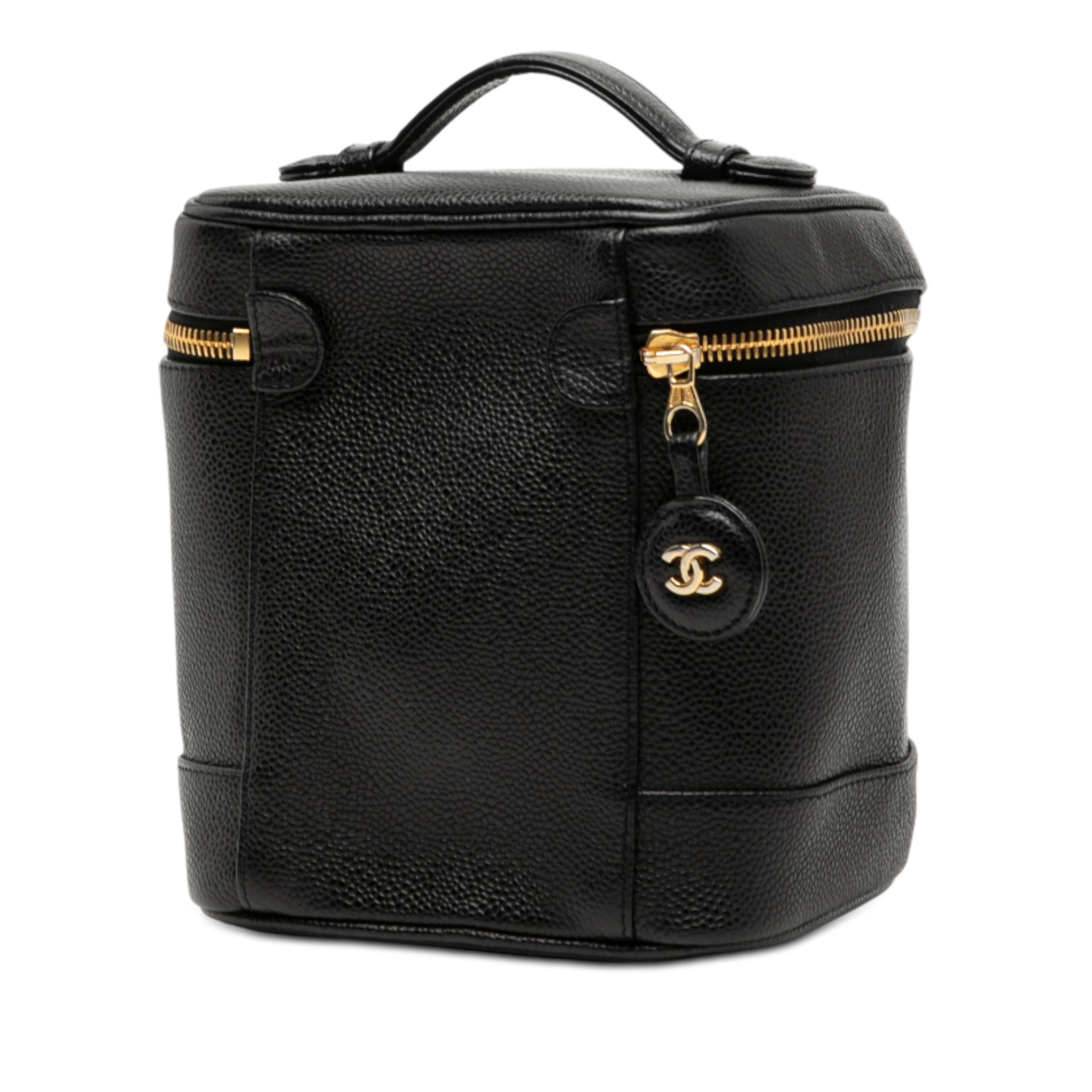 Chanel Cc Caviar Vanity Bag, från Luxclusif, i färgen black. Klicka för att öppna bilden i stort format