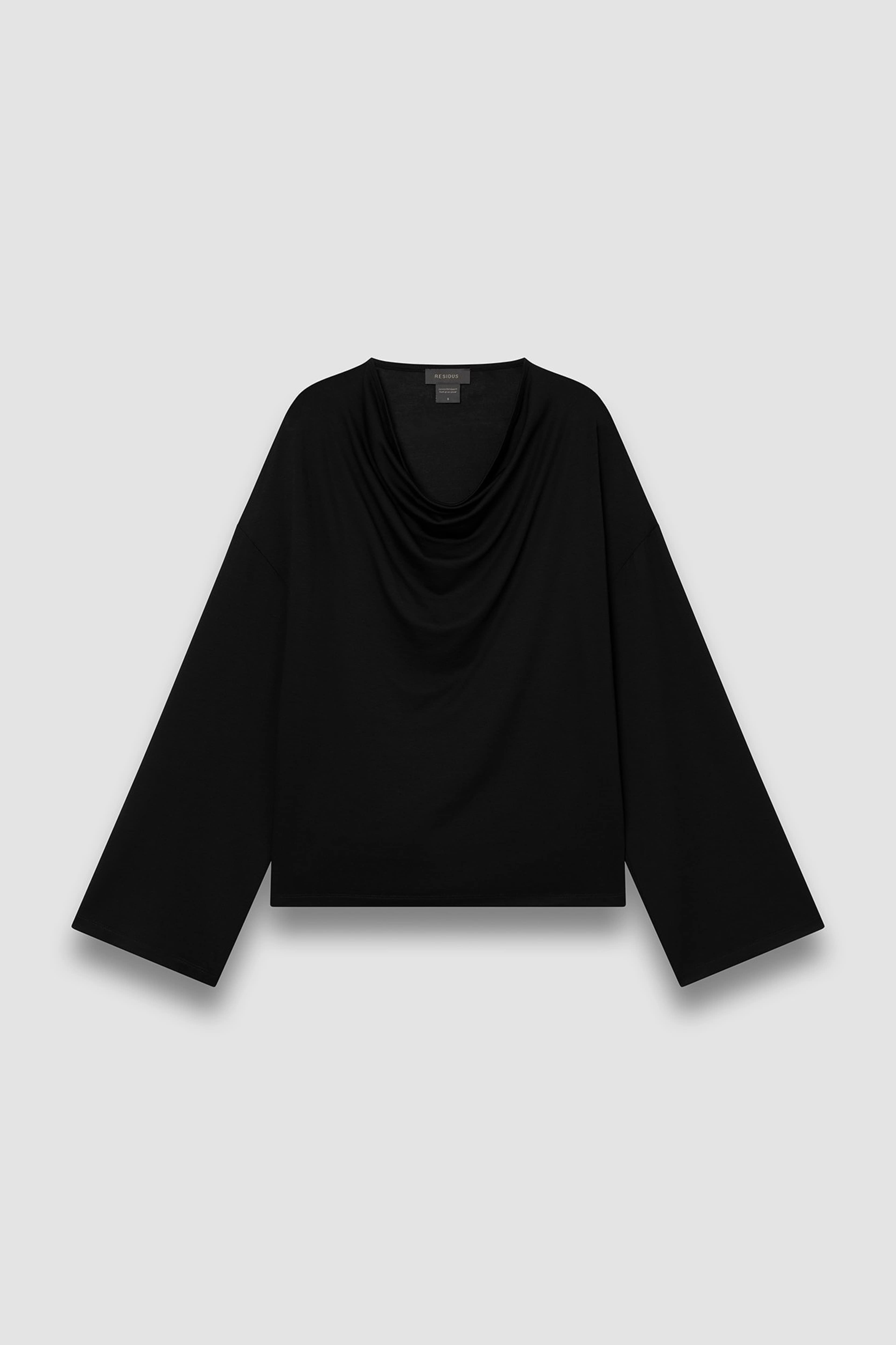 Genna Top - Black, från Residus, i färgen black. Klicka för att öppna bilden i stort format