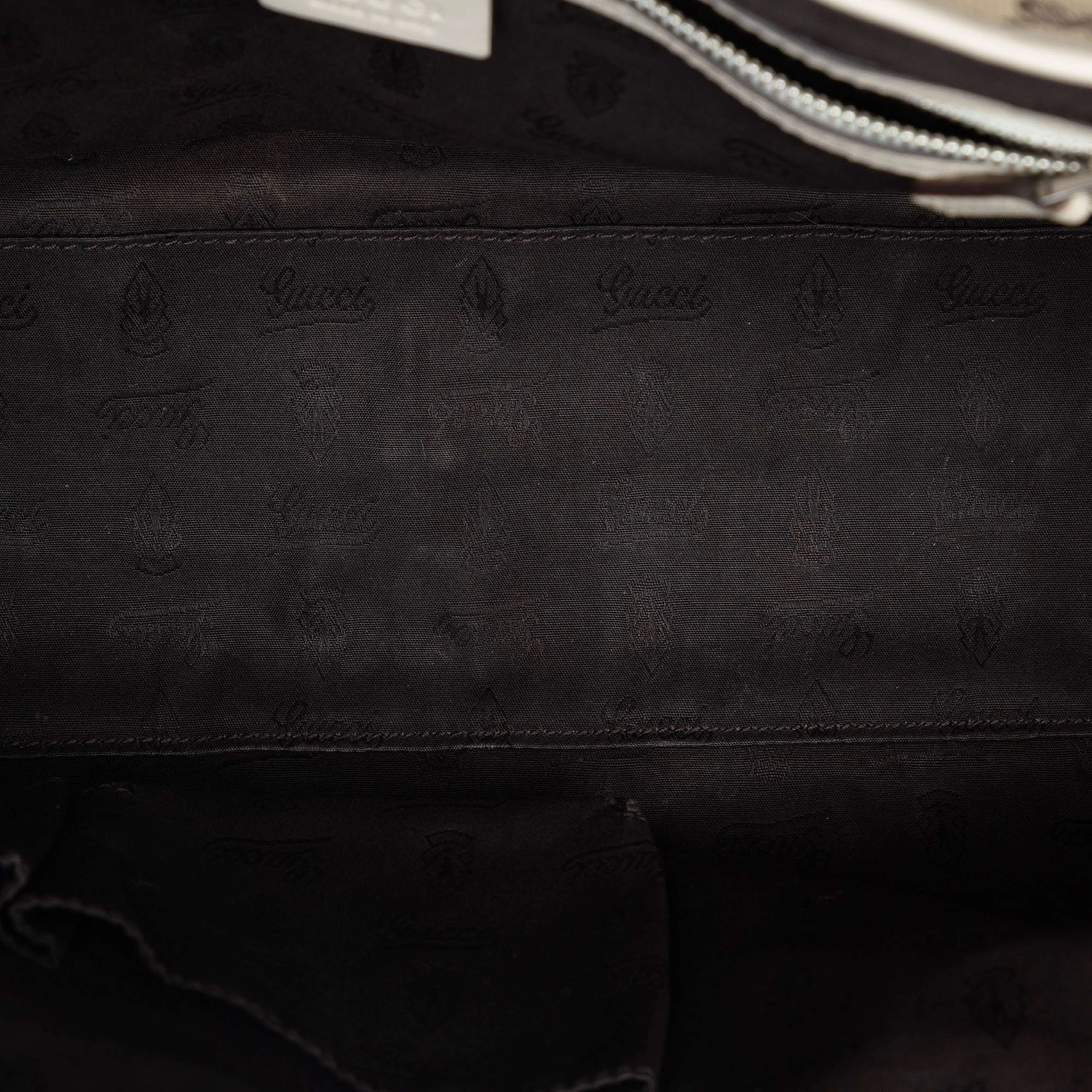 Gucci Gg Canvas Twins Tote, från Luxclusif, i färgen beige. Klicka för att öppna bilden i stort format