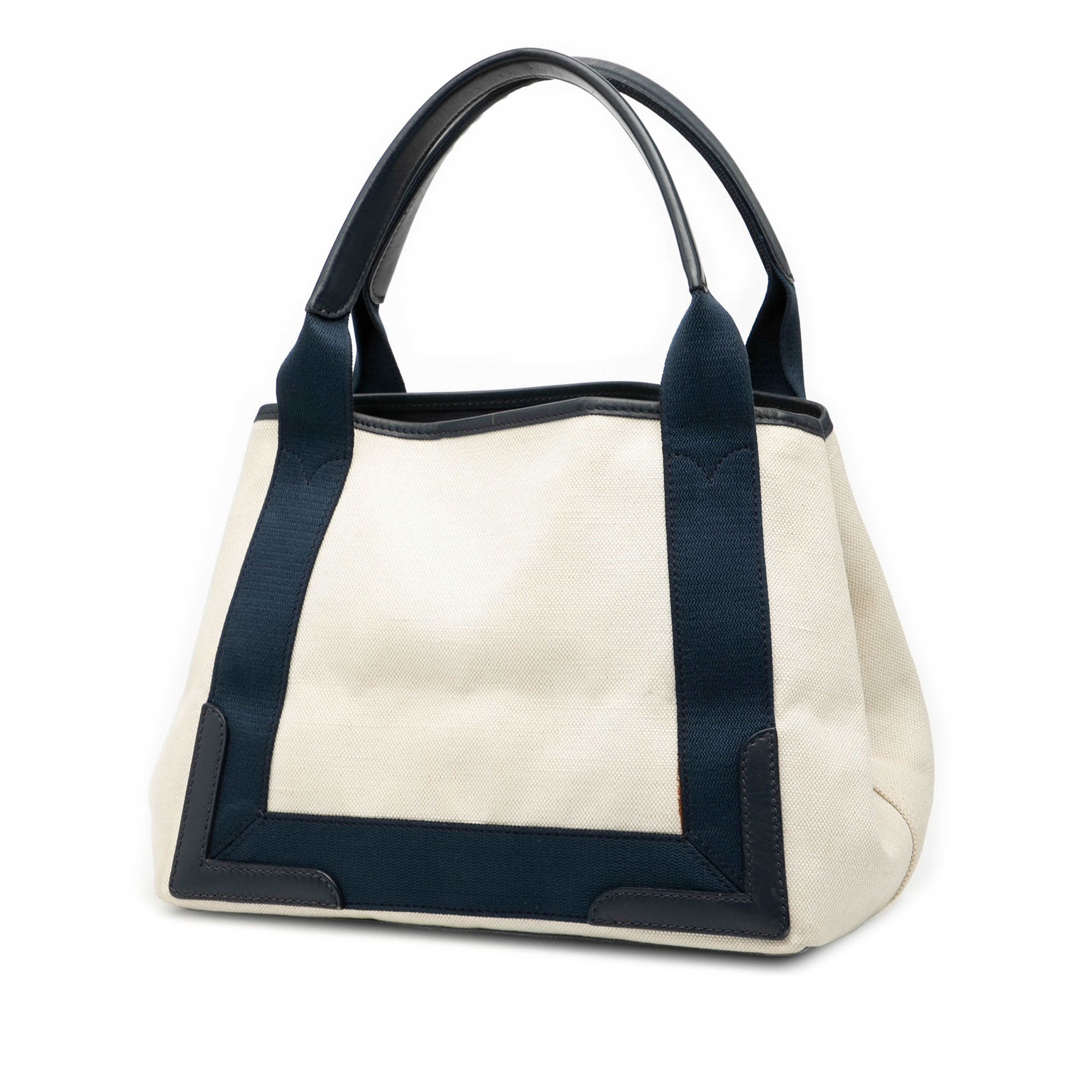 Balenciaga Canvas Navy Cabas Tote S, från Luxclusif, i färgen white. Klicka för att öppna bilden i stort format