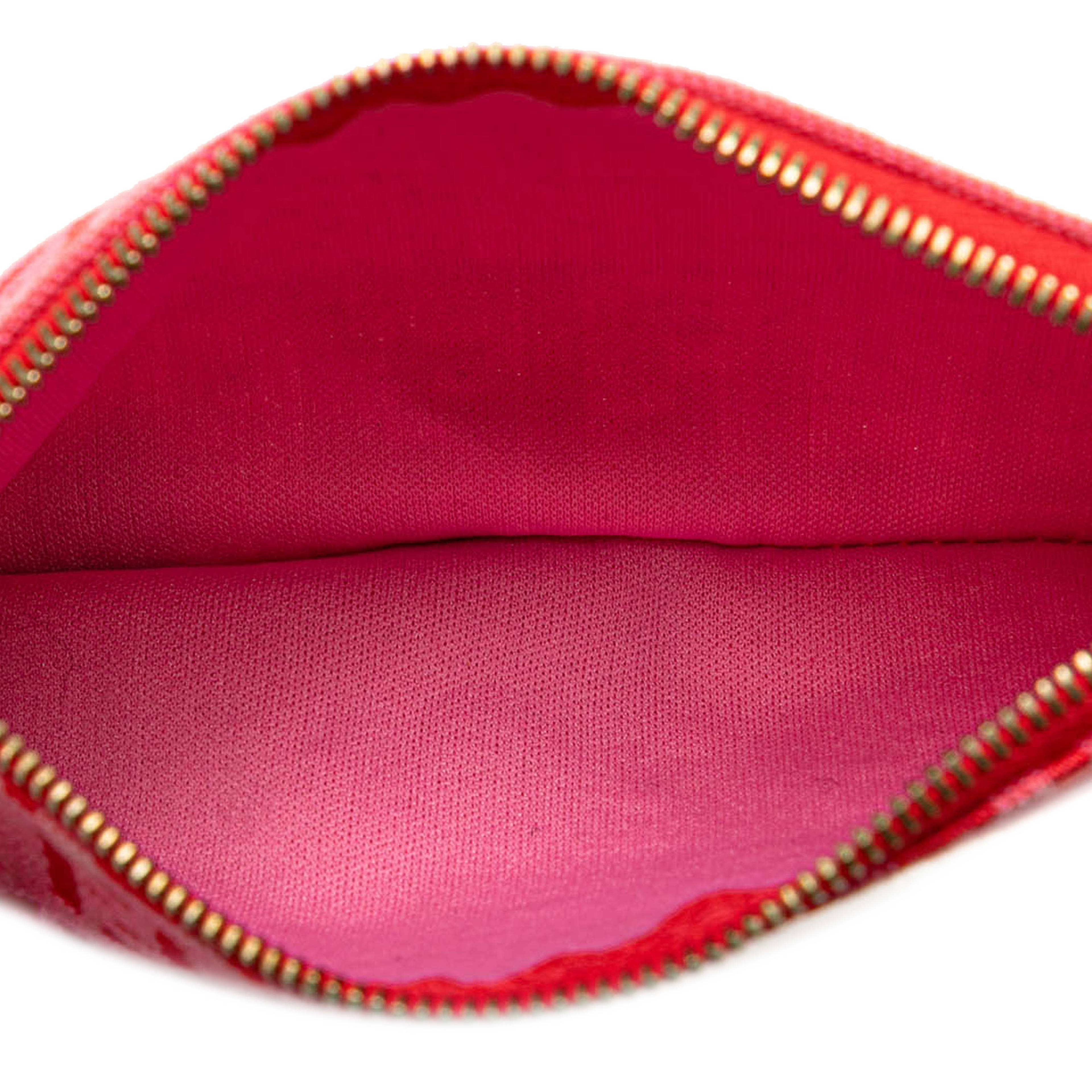 Fendi Zucchino Canvas Tote, från Luxclusif, i färgen dark pink. Klicka för att öppna bilden i stort format