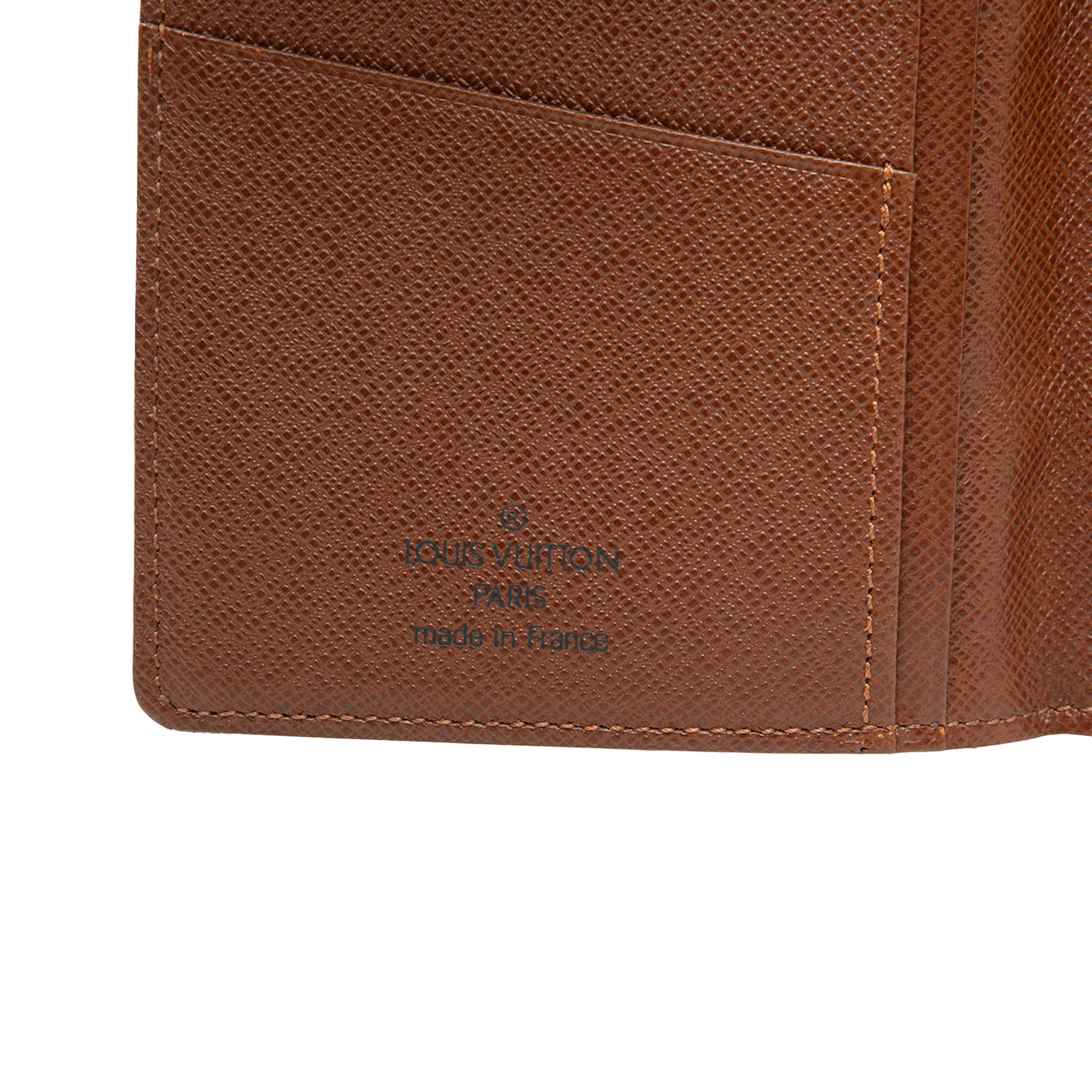 Louis Vuitton Monogram Brazza Long Wallet, från Luxclusif, i färgen brown. Klicka för att öppna bilden i stort format