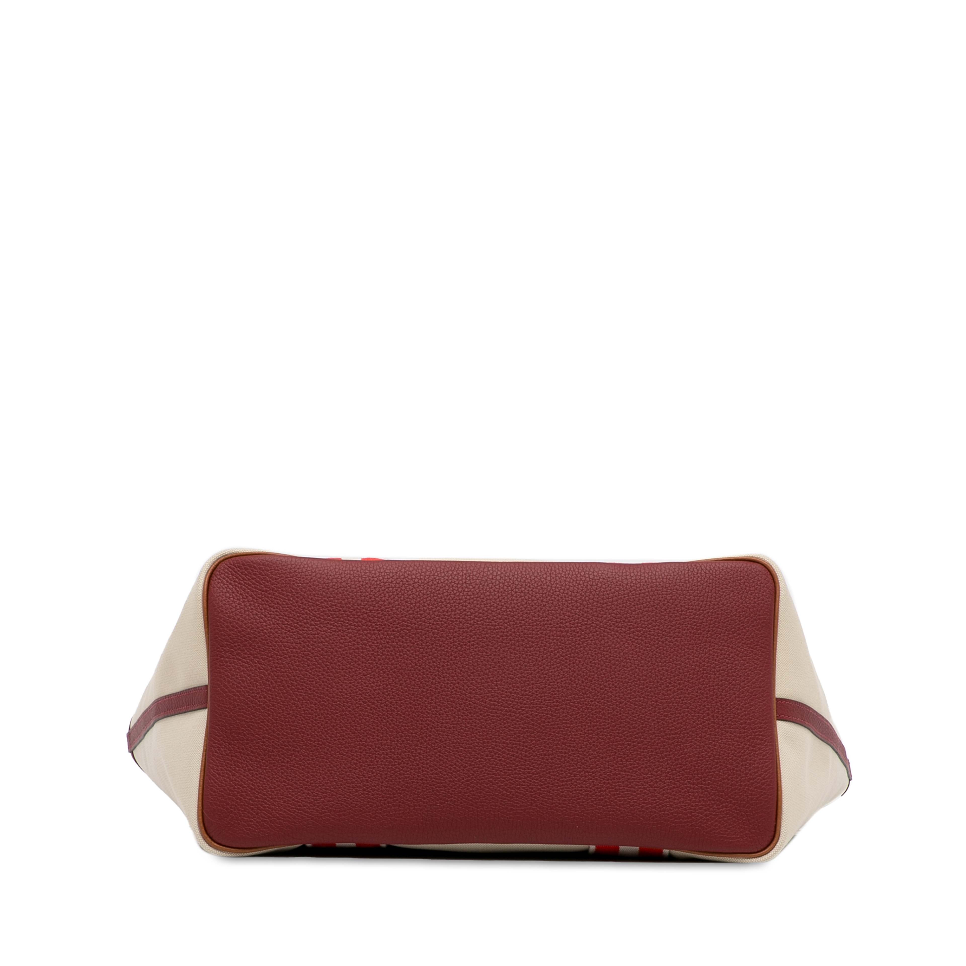 Hermès Canvas Pursangle Tote, från Luxclusif, i färgen beige. Klicka för att öppna bilden i stort format