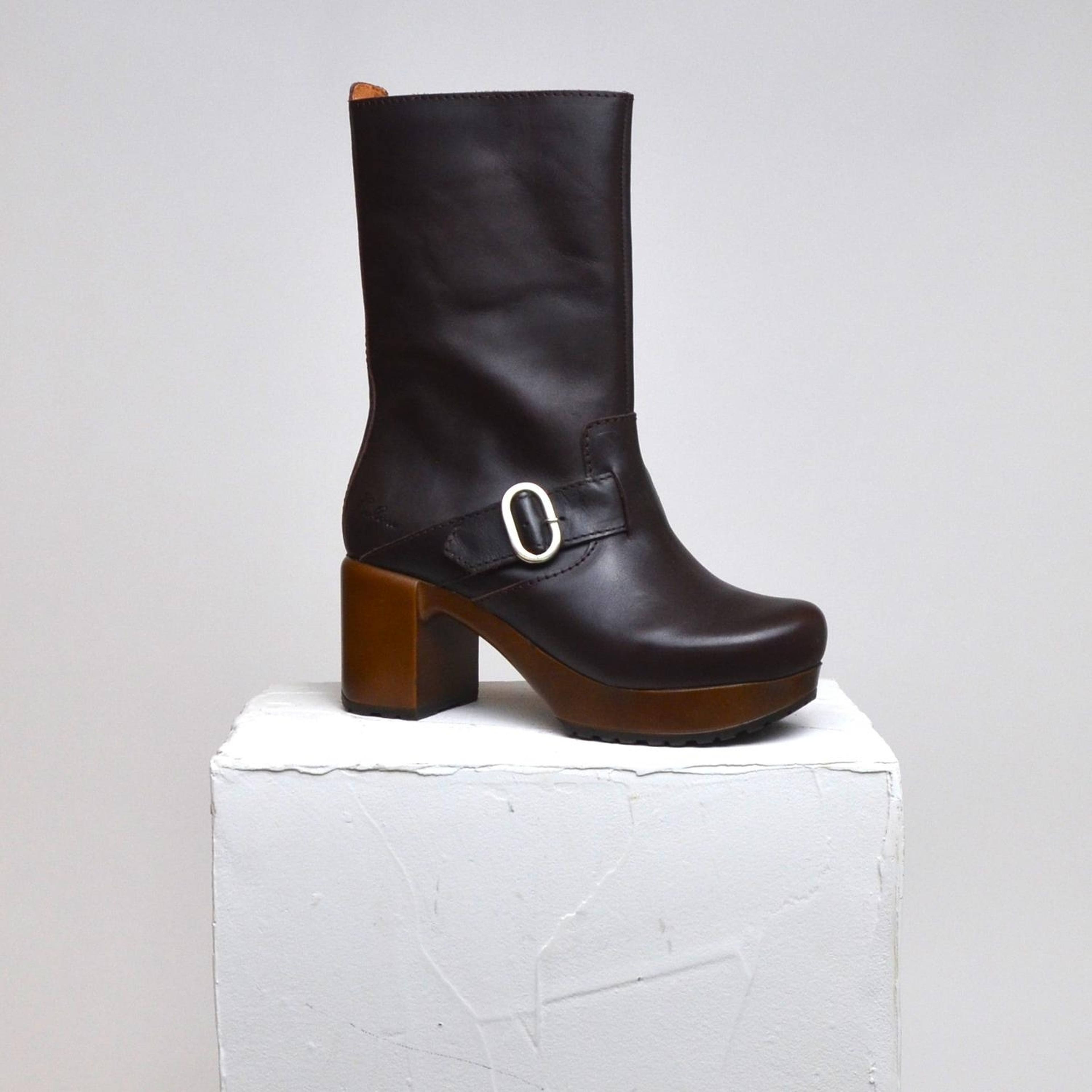 Juni Boot Brown