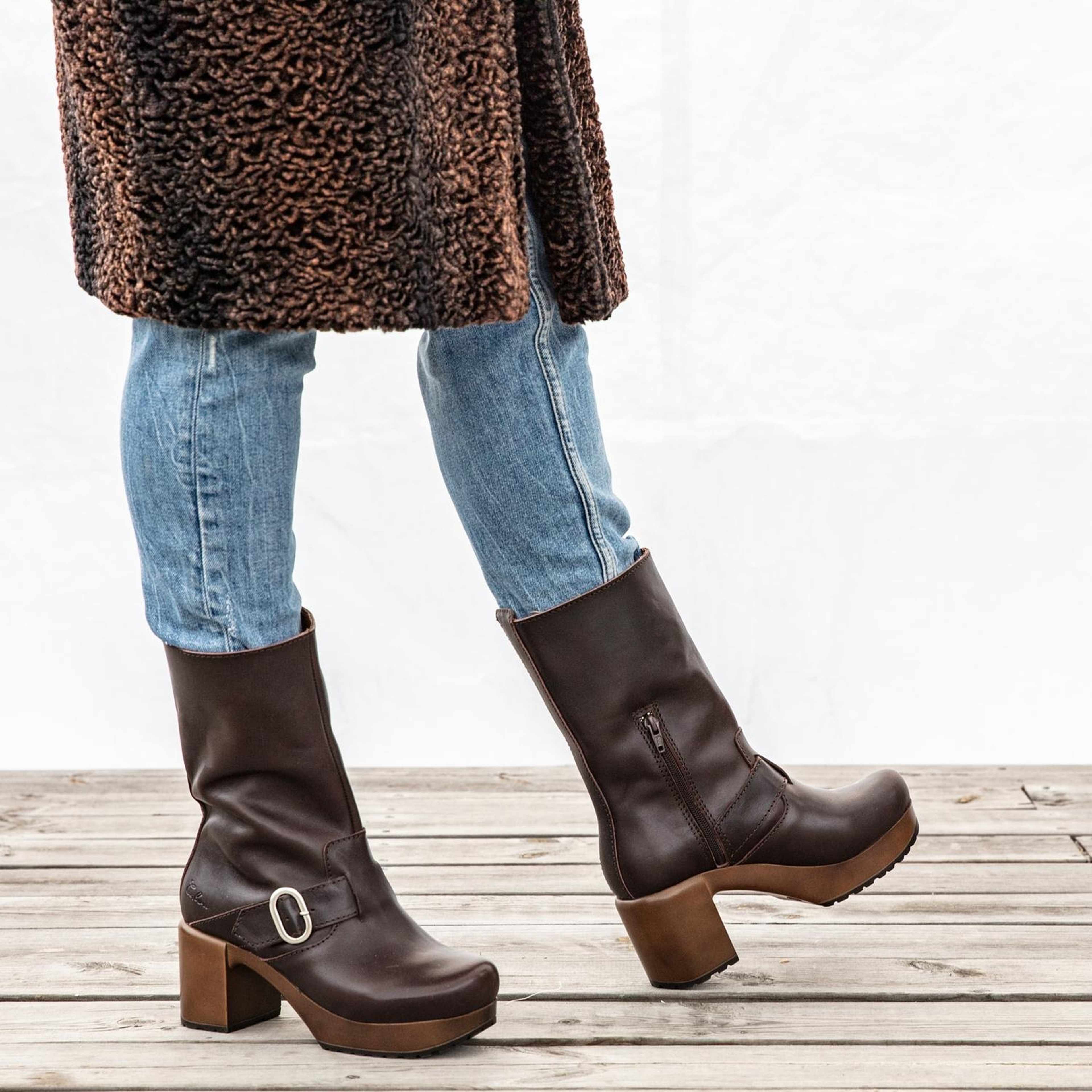 Juni Boot Brown