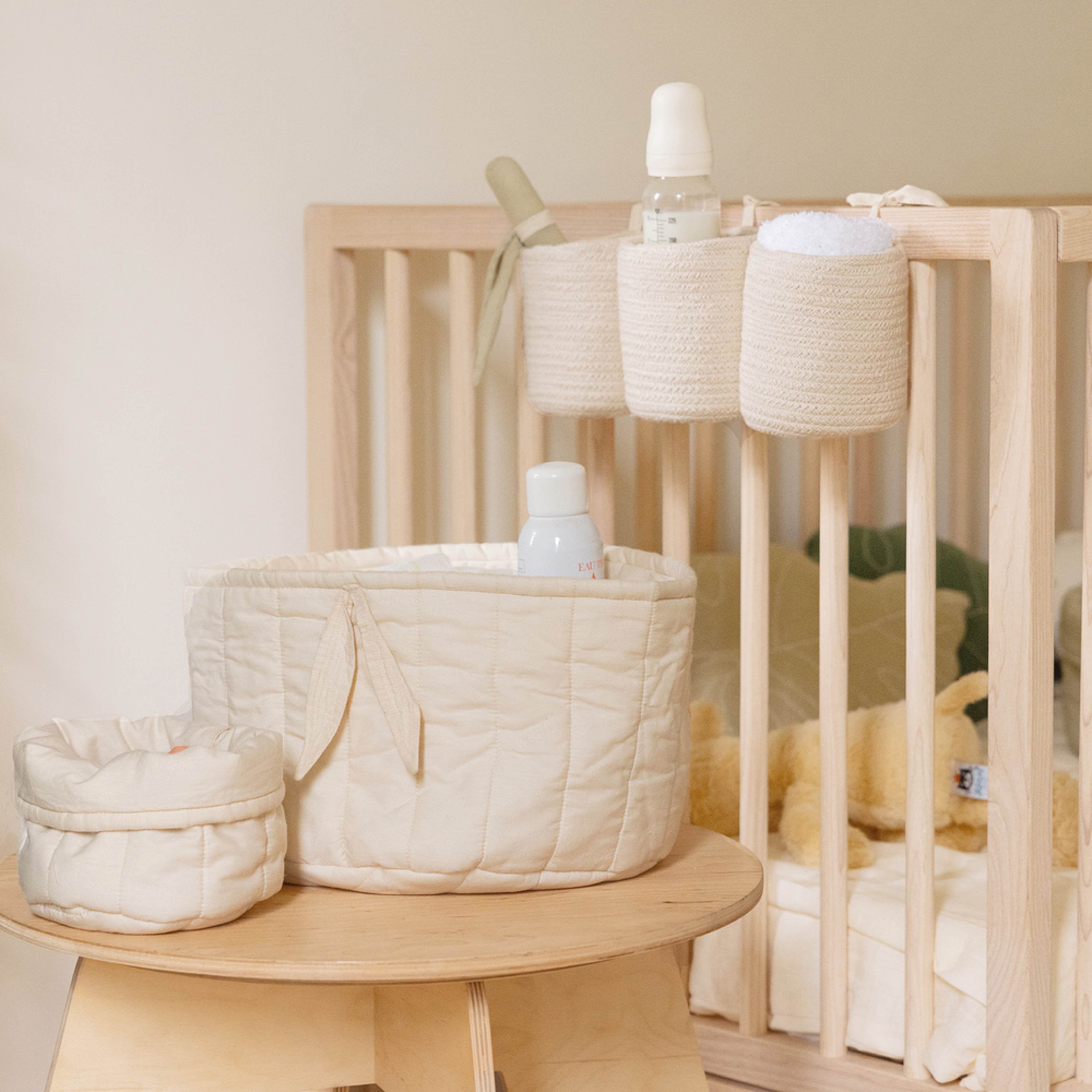 Set Med Två Quiltade Korgar Bambu, från LORENA CANALS, i färgen natural. Klicka för att öppna bilden i stort format