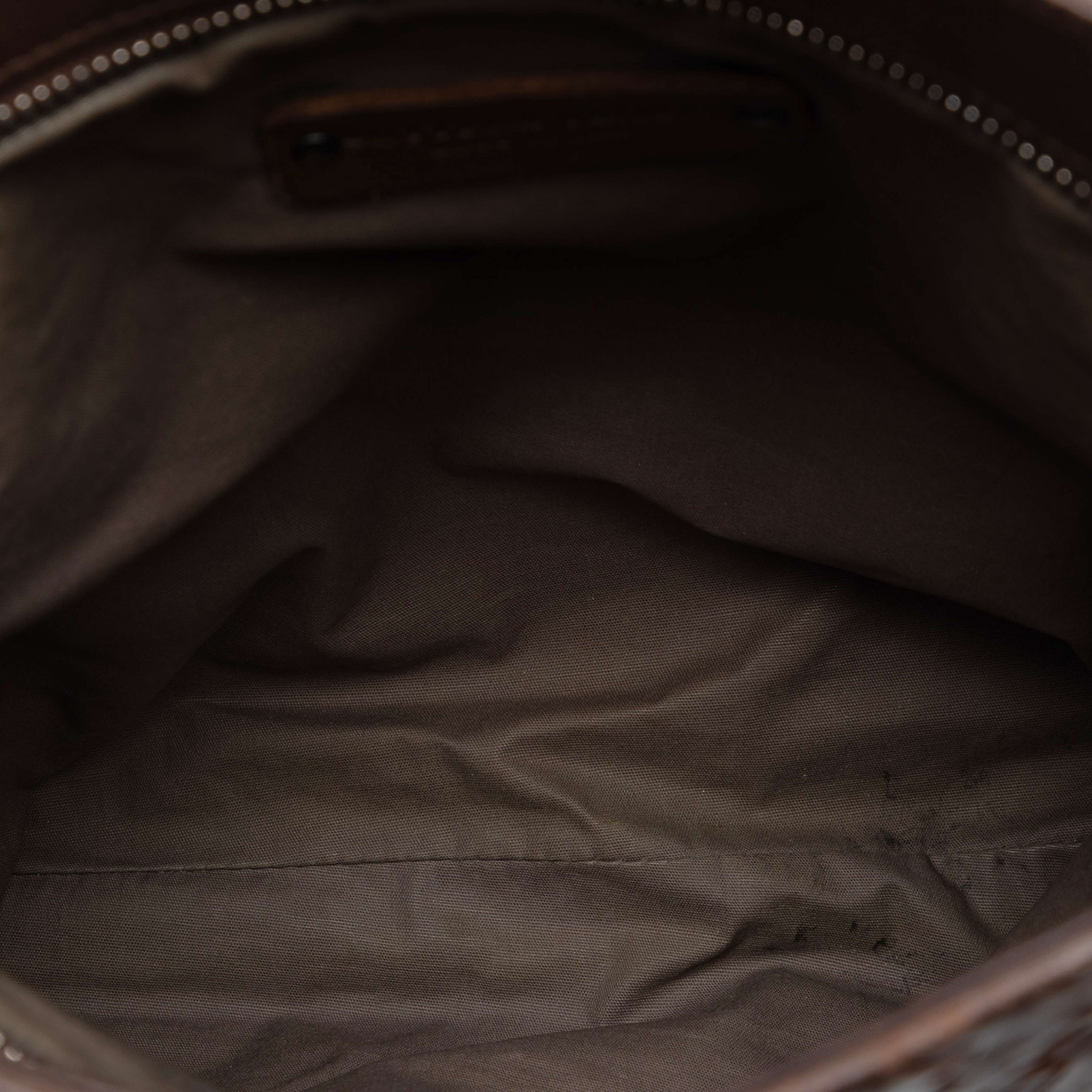 Bottega Veneta Nappa Intrecciato Crossbody, från Luxclusif, i färgen brown. Klicka för att öppna bilden i stort format