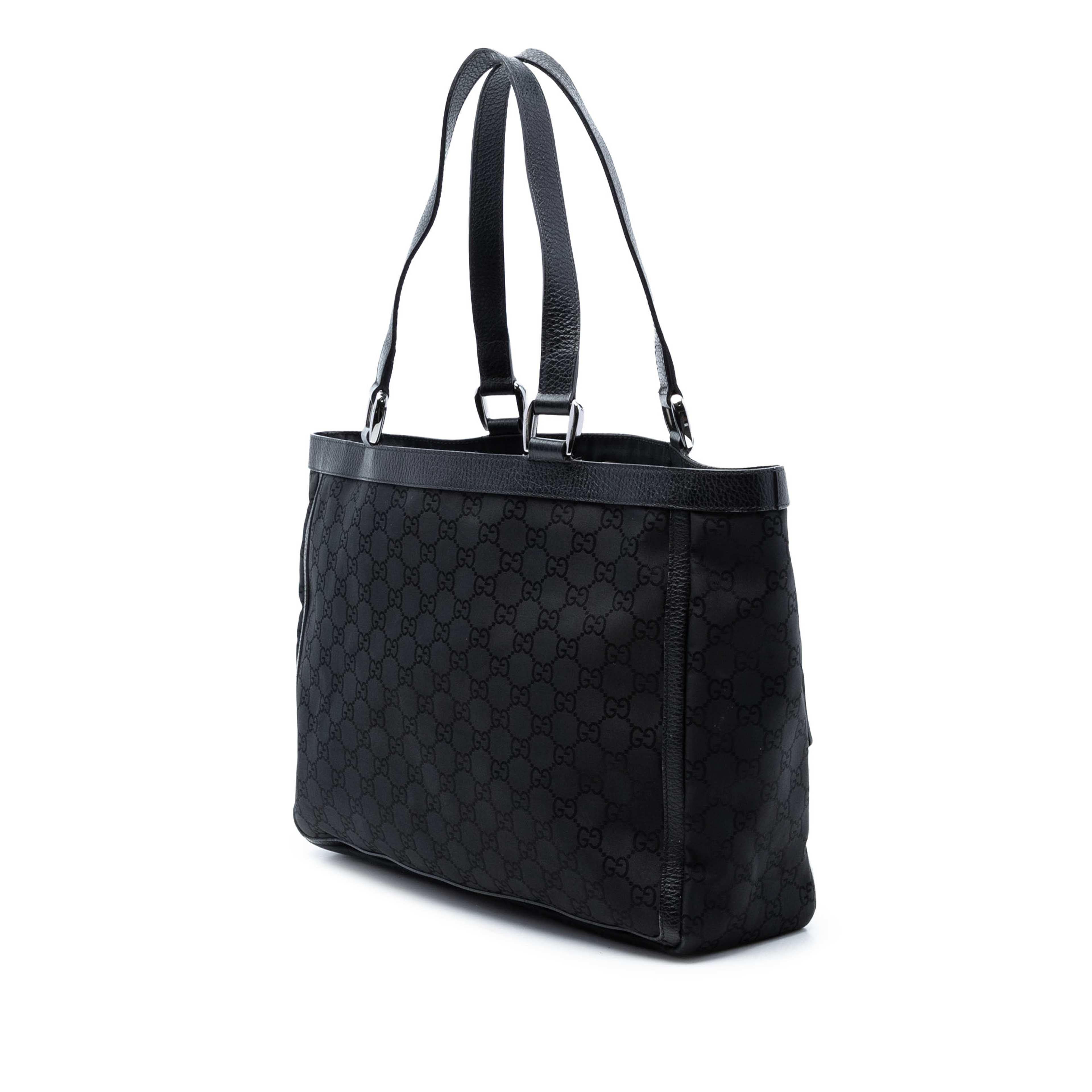 Gucci Gg Nylon Abbey D Ring Pocket Tote, från Luxclusif, i färgen black. Klicka för att öppna bilden i stort format