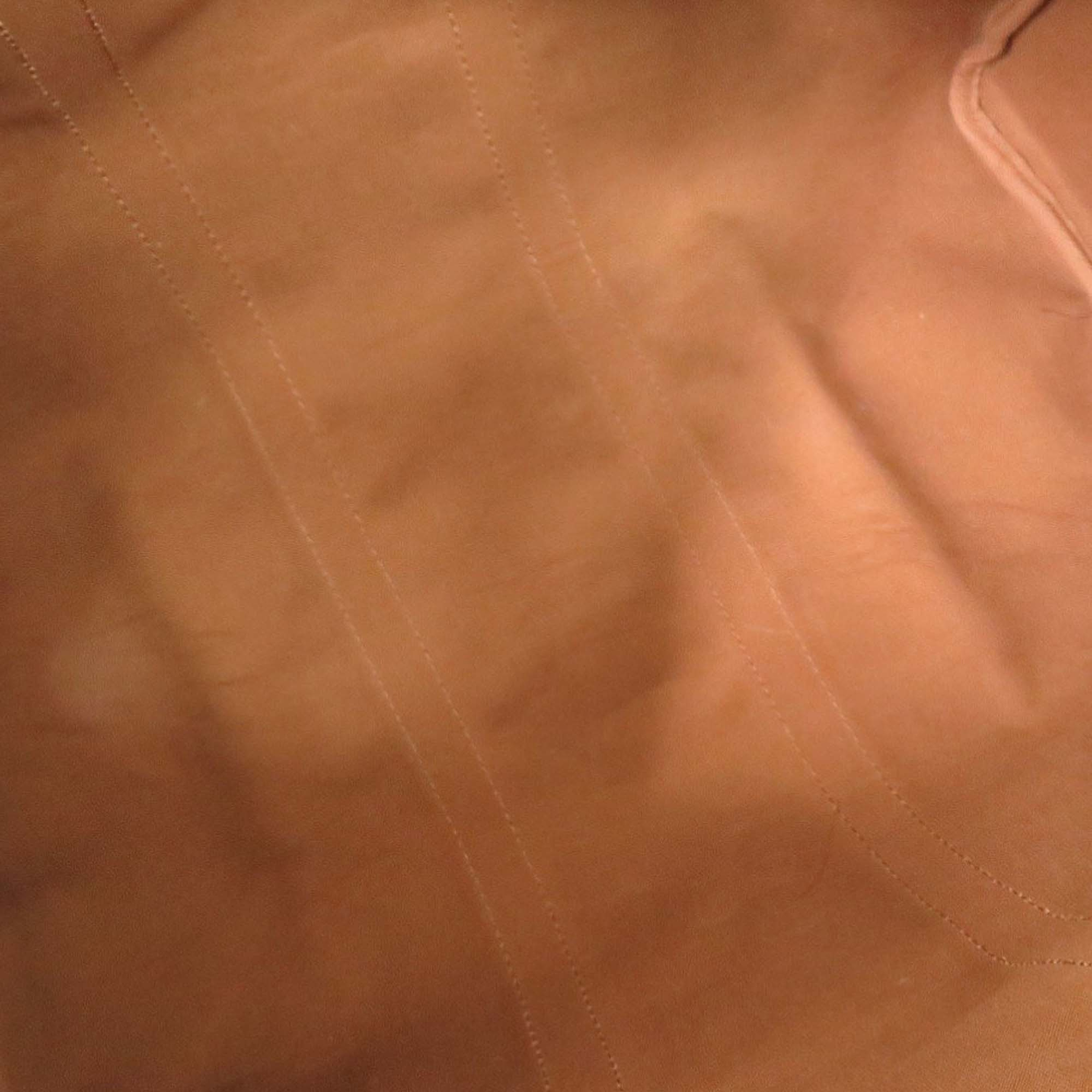 Louis Vuitton Monogram Keepall 45, från Luxclusif, i färgen brown. Klicka för att öppna bilden i stort format