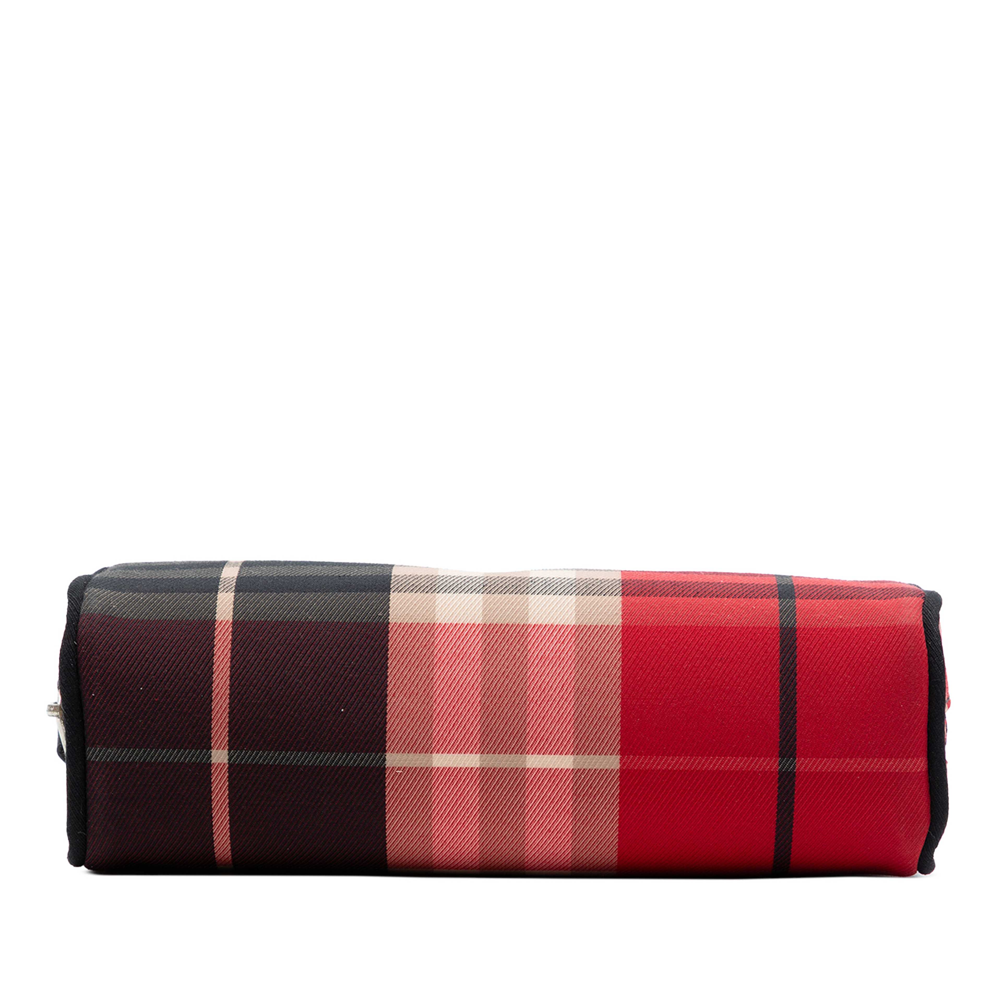 Burberry Exploded Check Canvas Pouch, från Luxclusif, i färgen röd. Klicka för att öppna bilden i stort format