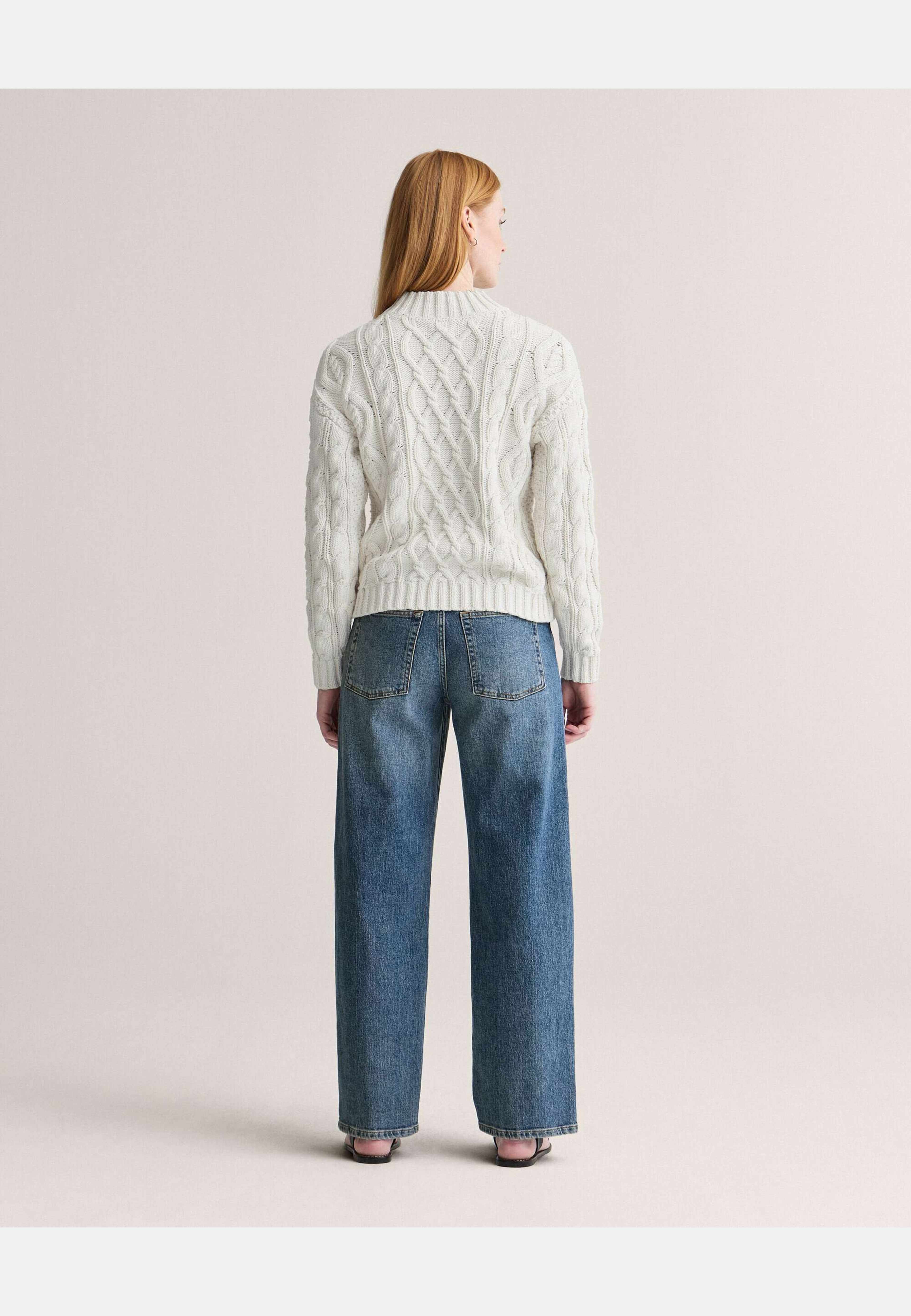 Nadine Seaside Sweater, från Newhouse, i färgen offwhite. Klicka för att öppna bilden i stort format