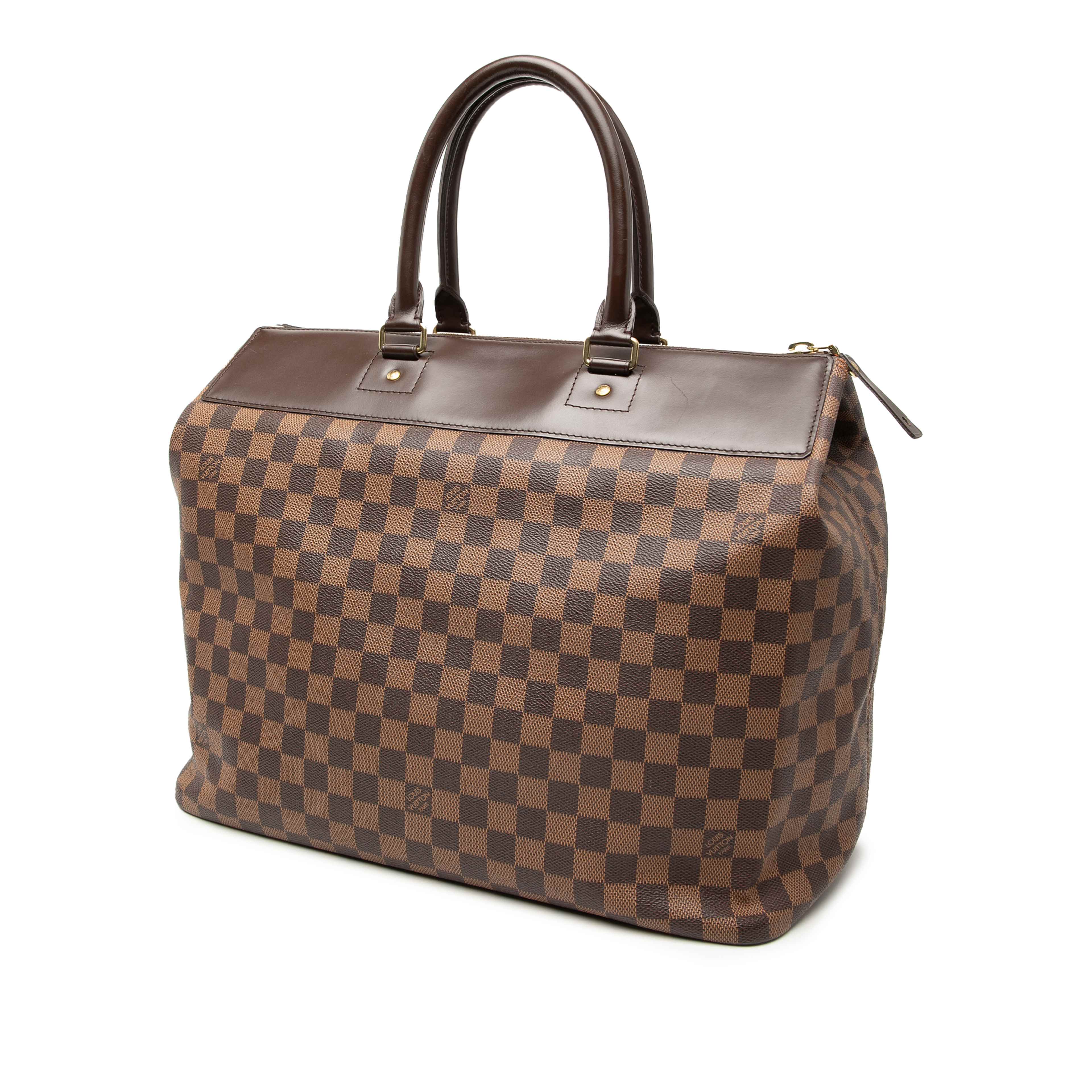 Louis Vuitton Damier Ebene Greenwich Pm, från Luxclusif, i färgen brown. Klicka för att öppna bilden i stort format