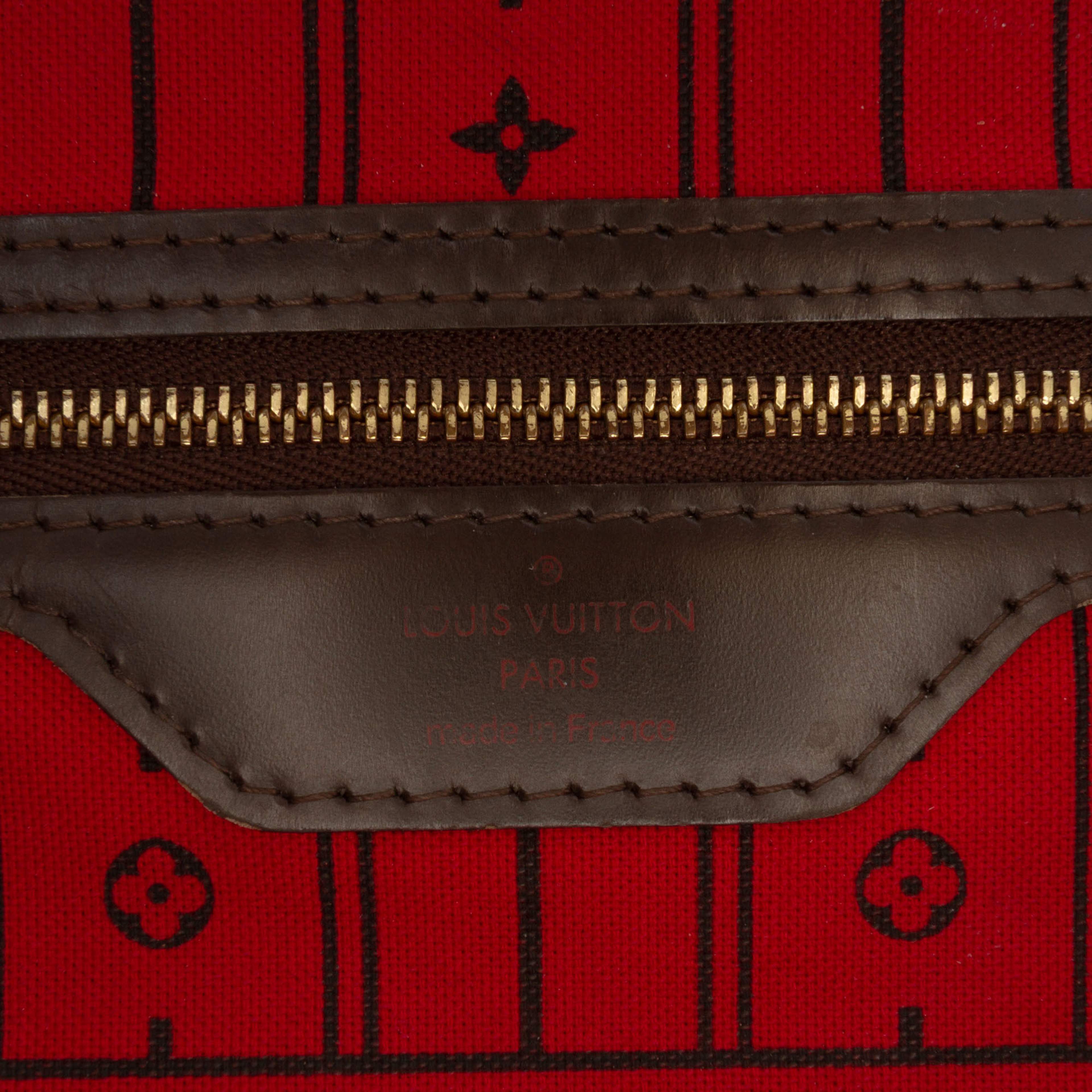 Louis Vuitton Damier Ebene Neverfull Gm, från Luxclusif, i färgen brown. Klicka för att öppna bilden i stort format