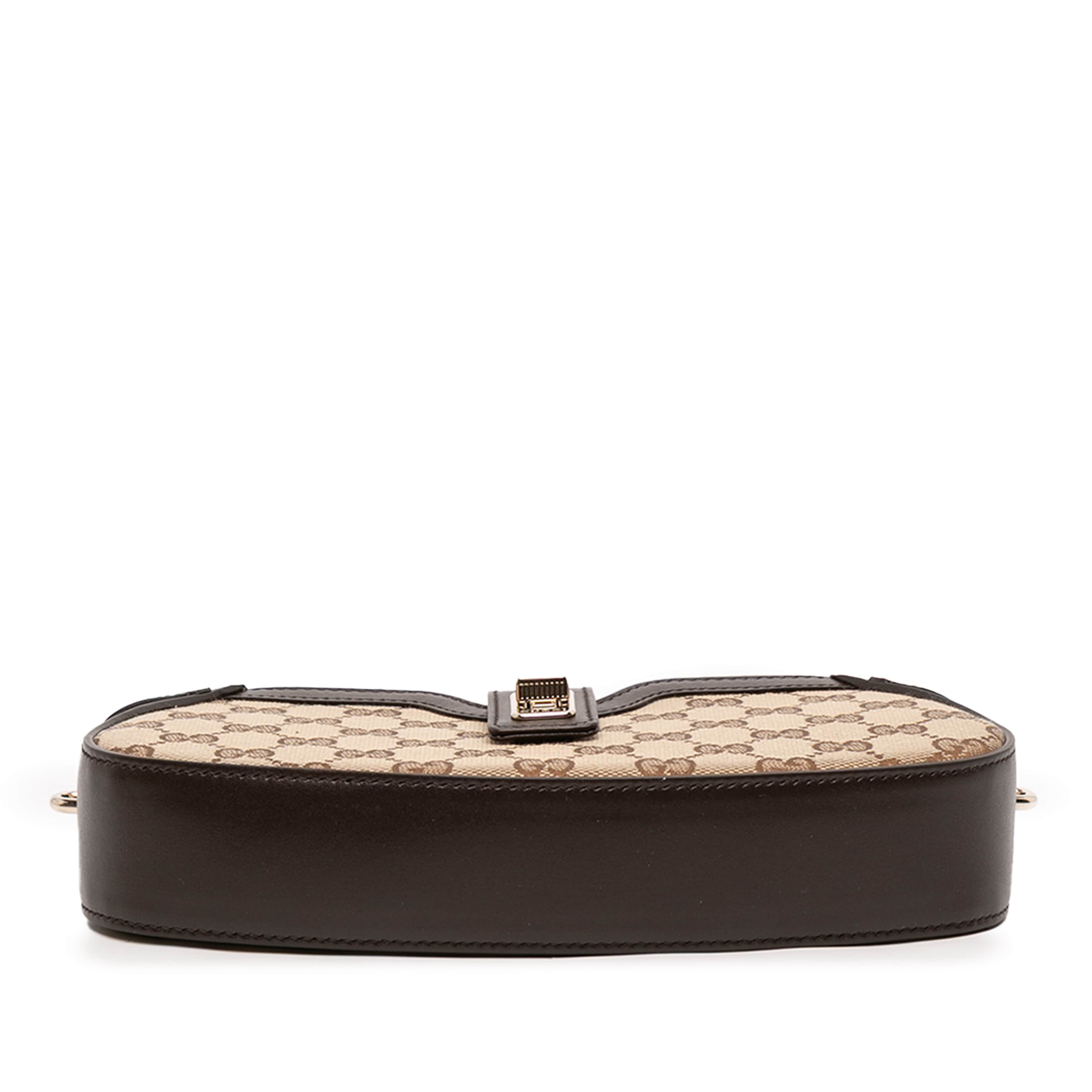 Gucci Mini Gg Supreme Moon Side Web Shoulder Bag, från Luxclusif, i färgen beige. Klicka för att öppna bilden i stort format