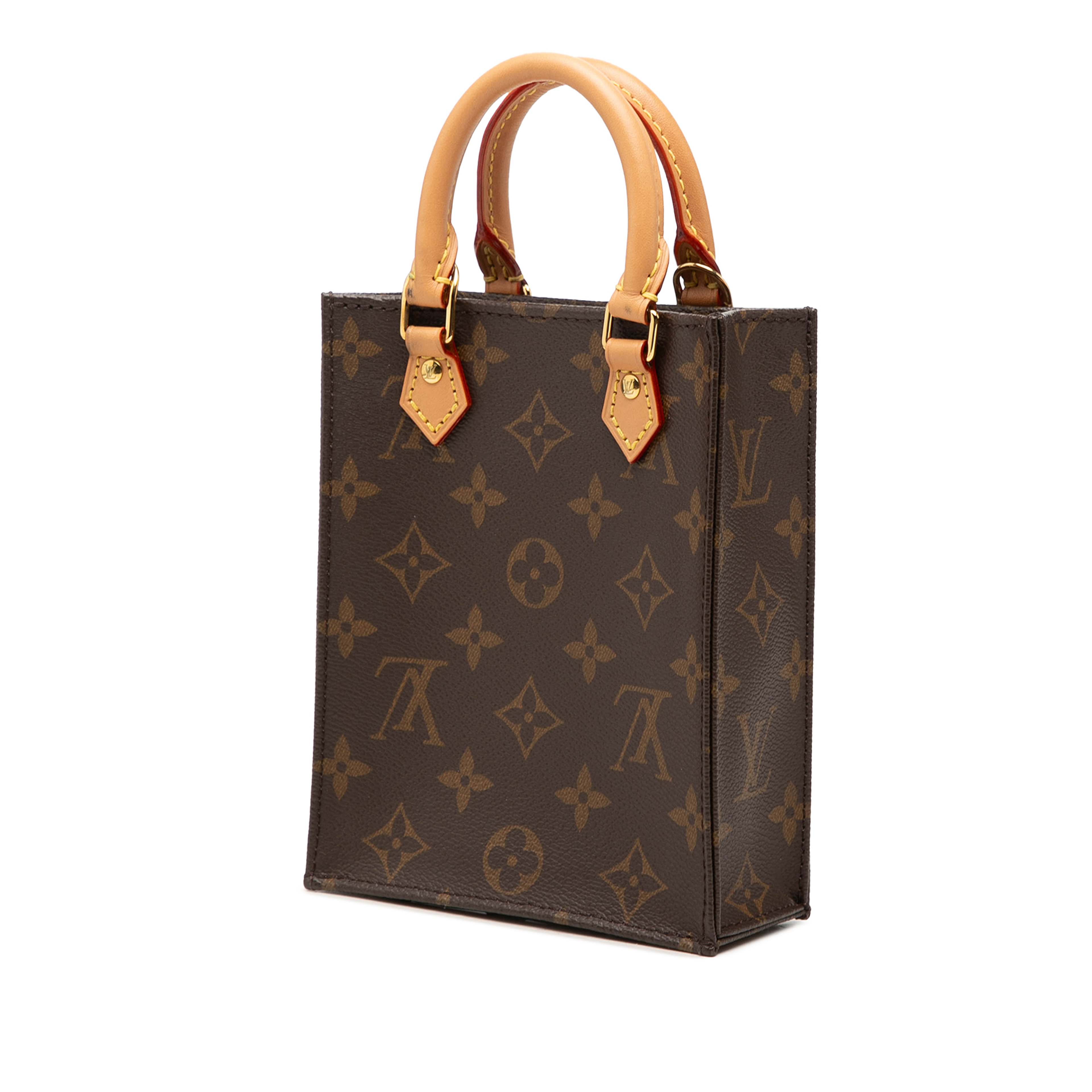 Louis Vuitton Monogram Petit Sac Plat, från Luxclusif, i färgen brun. Klicka för att öppna bilden i stort format