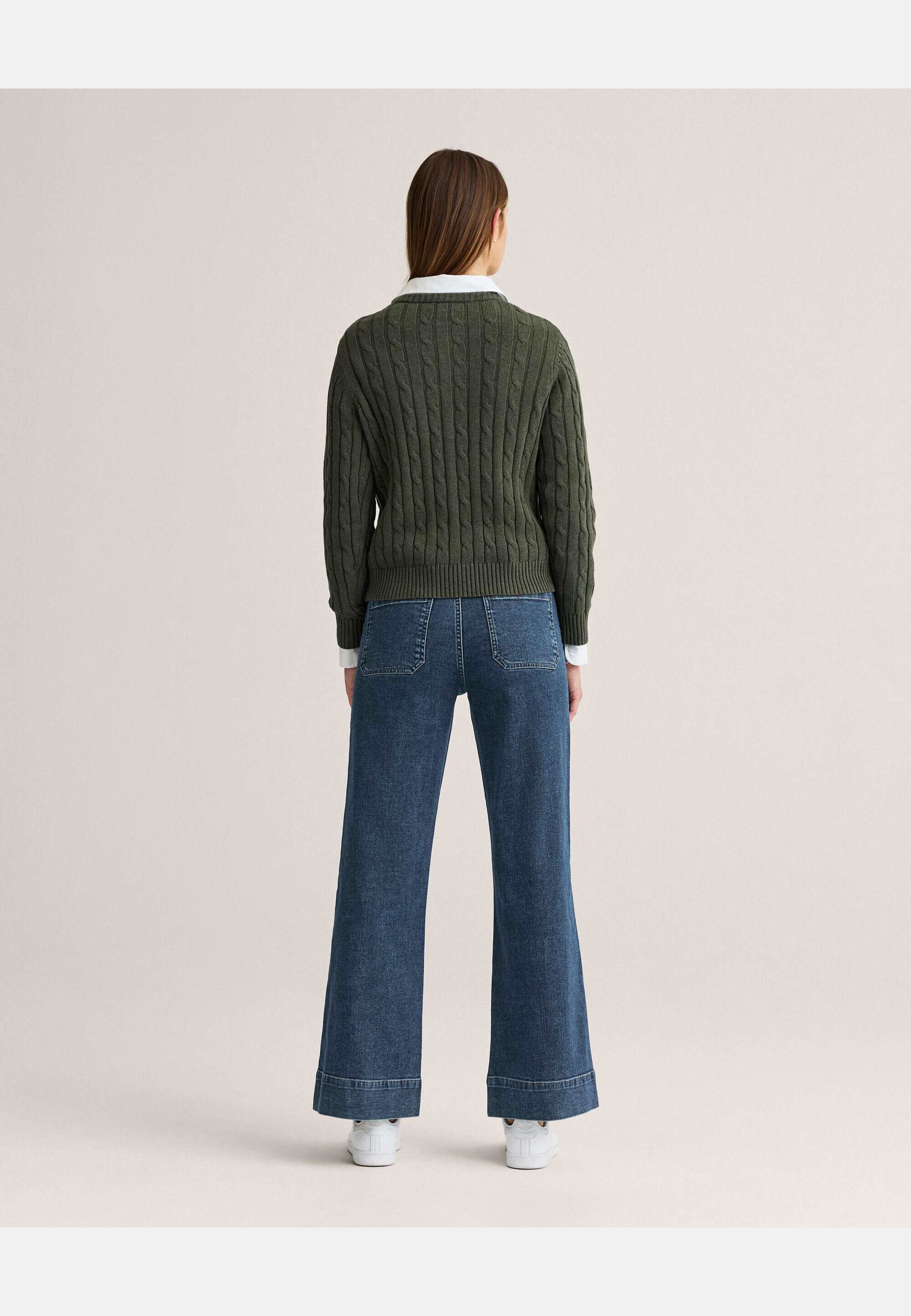 Brittany Cardigan, från Newhouse, i färgen grön. Klicka för att öppna bilden i stort format