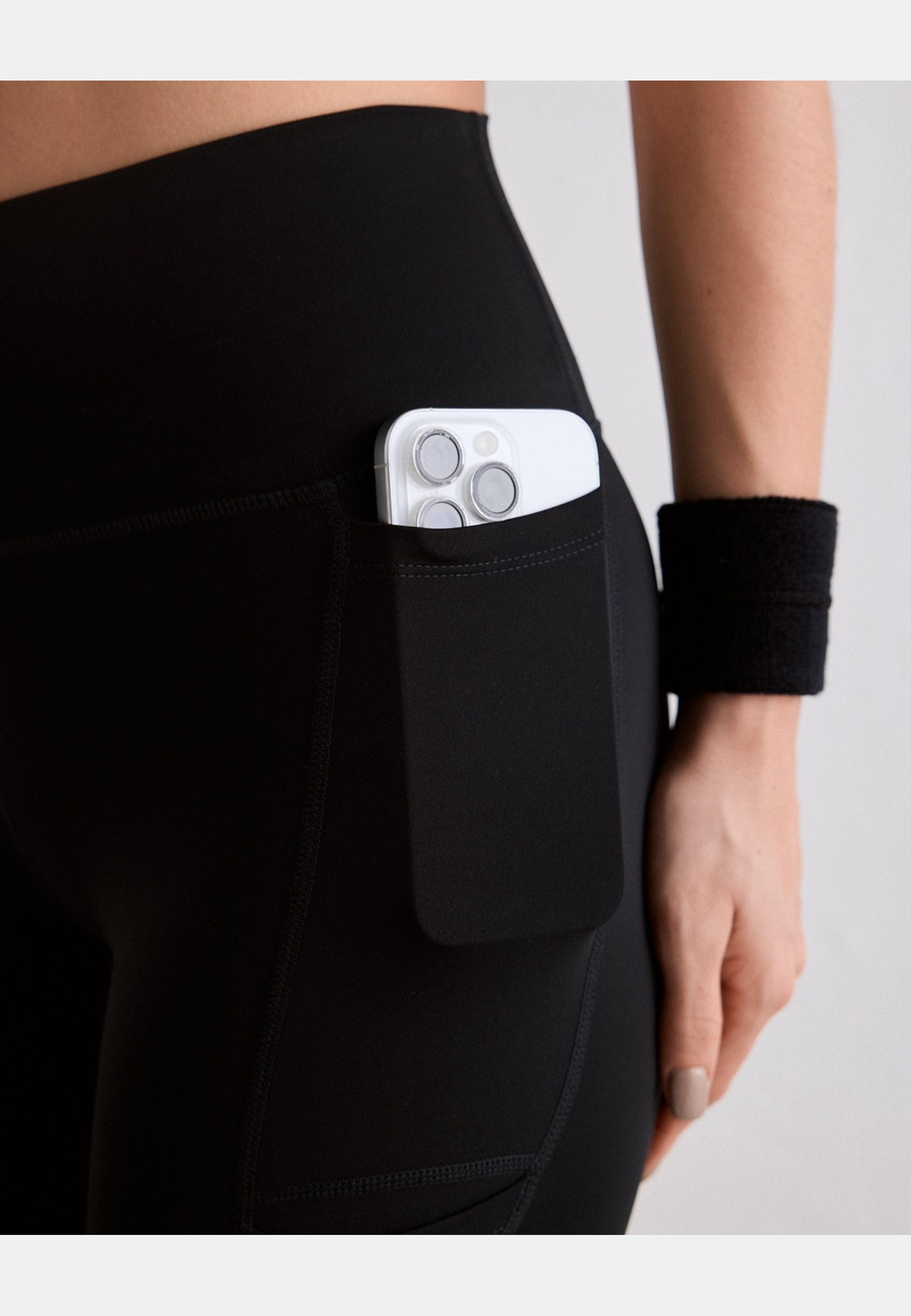 Running Tights, från aim'n, i färgen black. Klicka för att öppna bilden i stort format