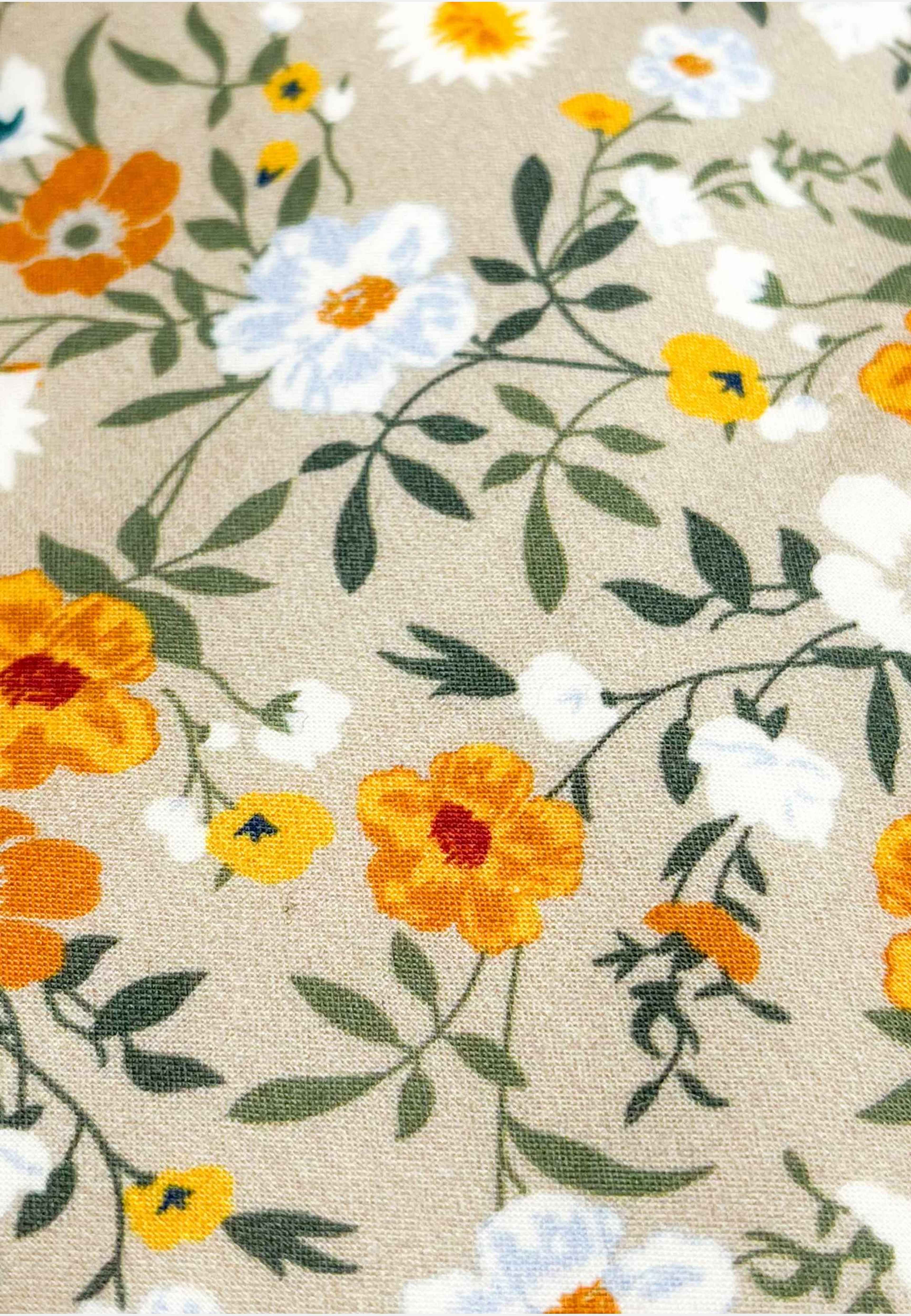 Tie Cotton Floral, från John Henric, i färgen light brown. Klicka för att öppna bilden i stort format