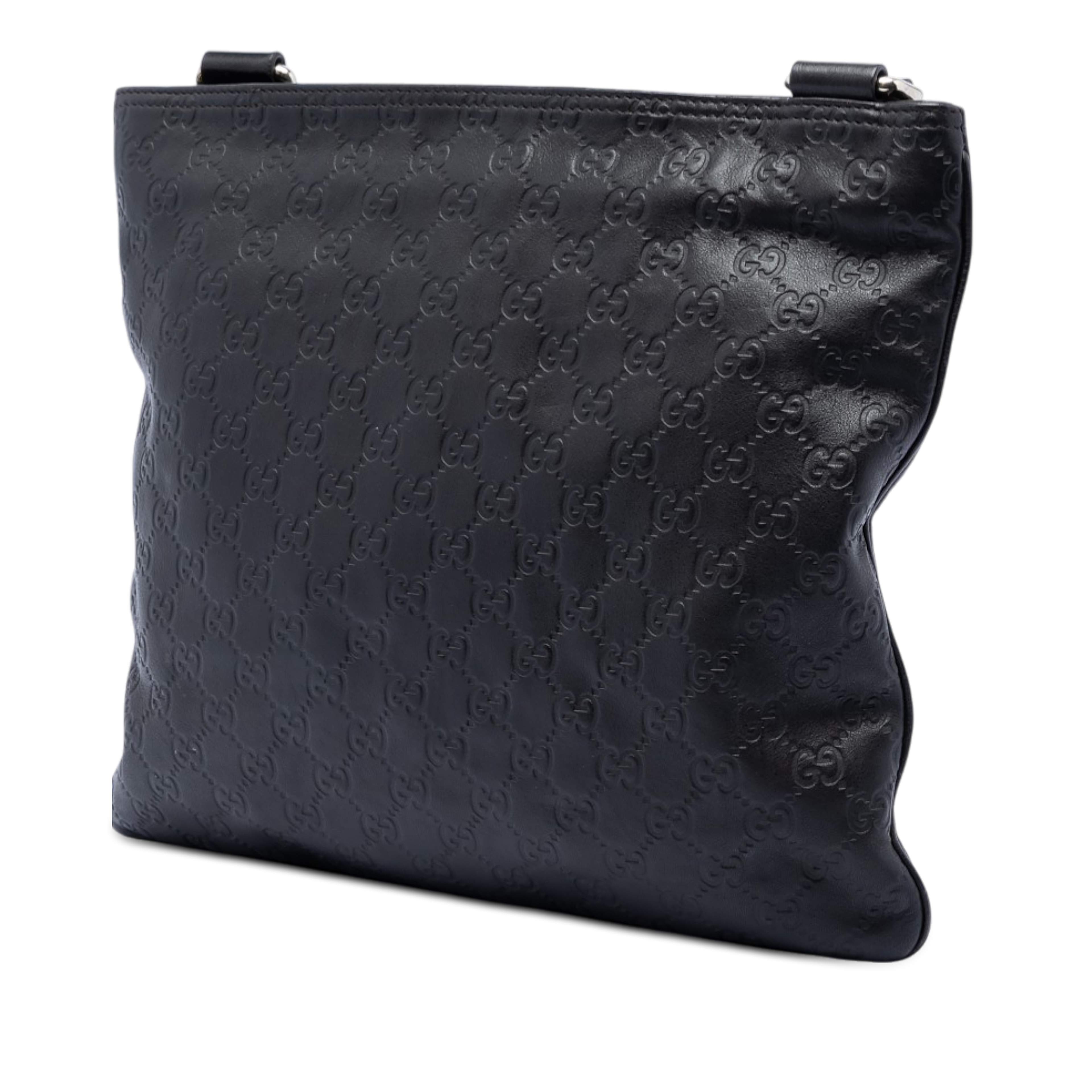 Gucci Guccissima Crossbody, från Luxclusif, i färgen black. Klicka för att öppna bilden i stort format