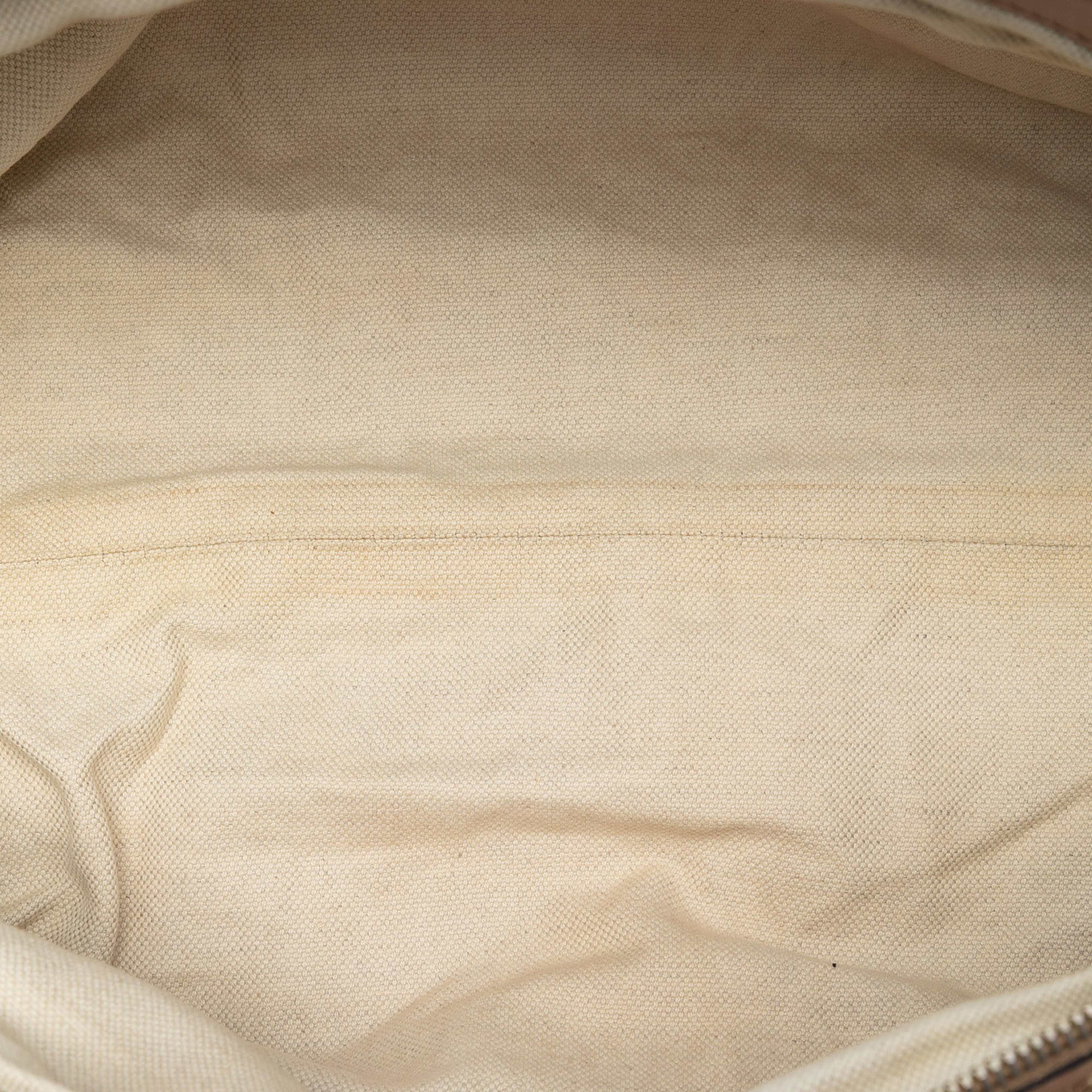 Gucci Diamante Canvas Sukey Satchel, från Luxclusif, i färgen beige. Klicka för att öppna bilden i stort format