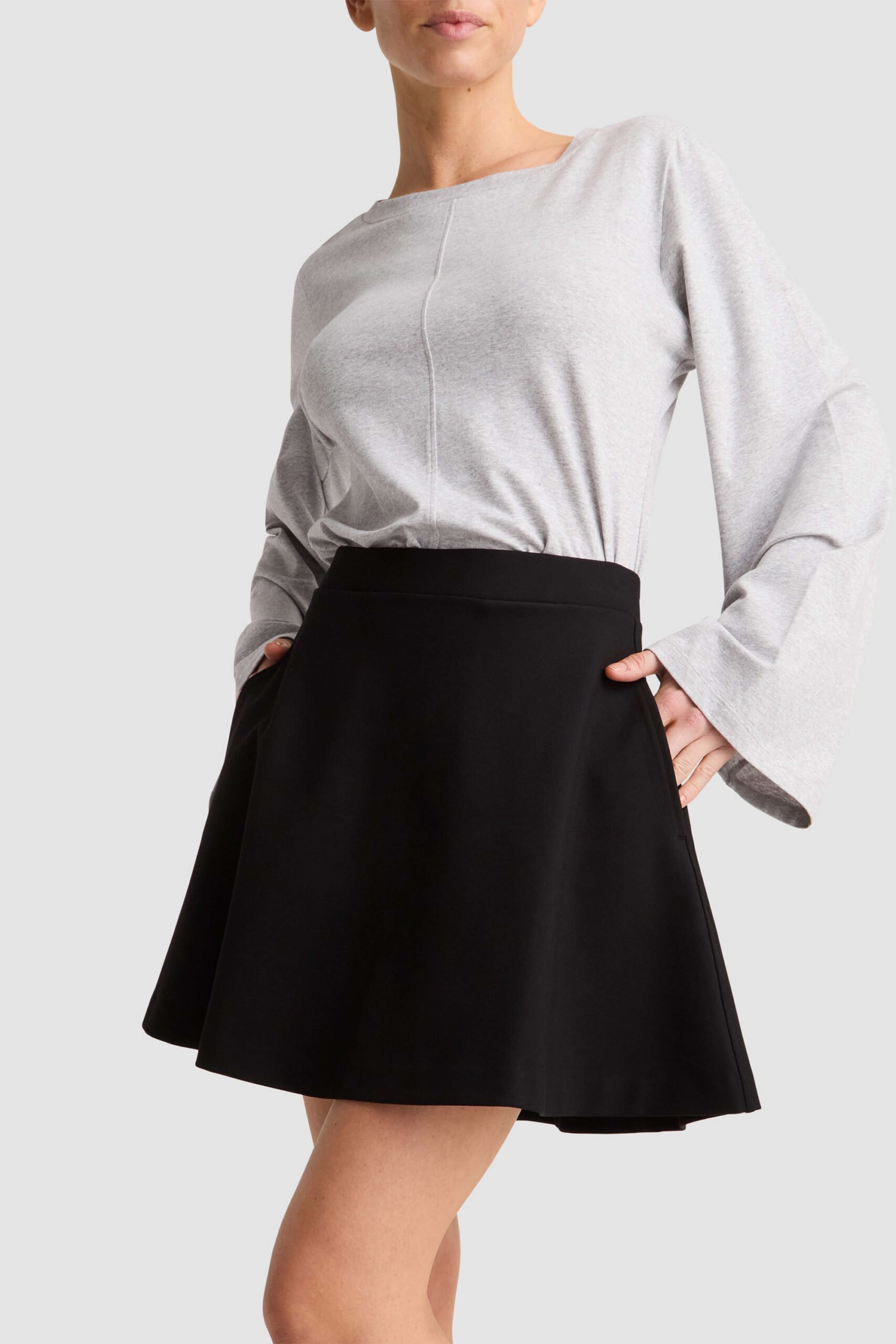 Elvie Skirt - Black