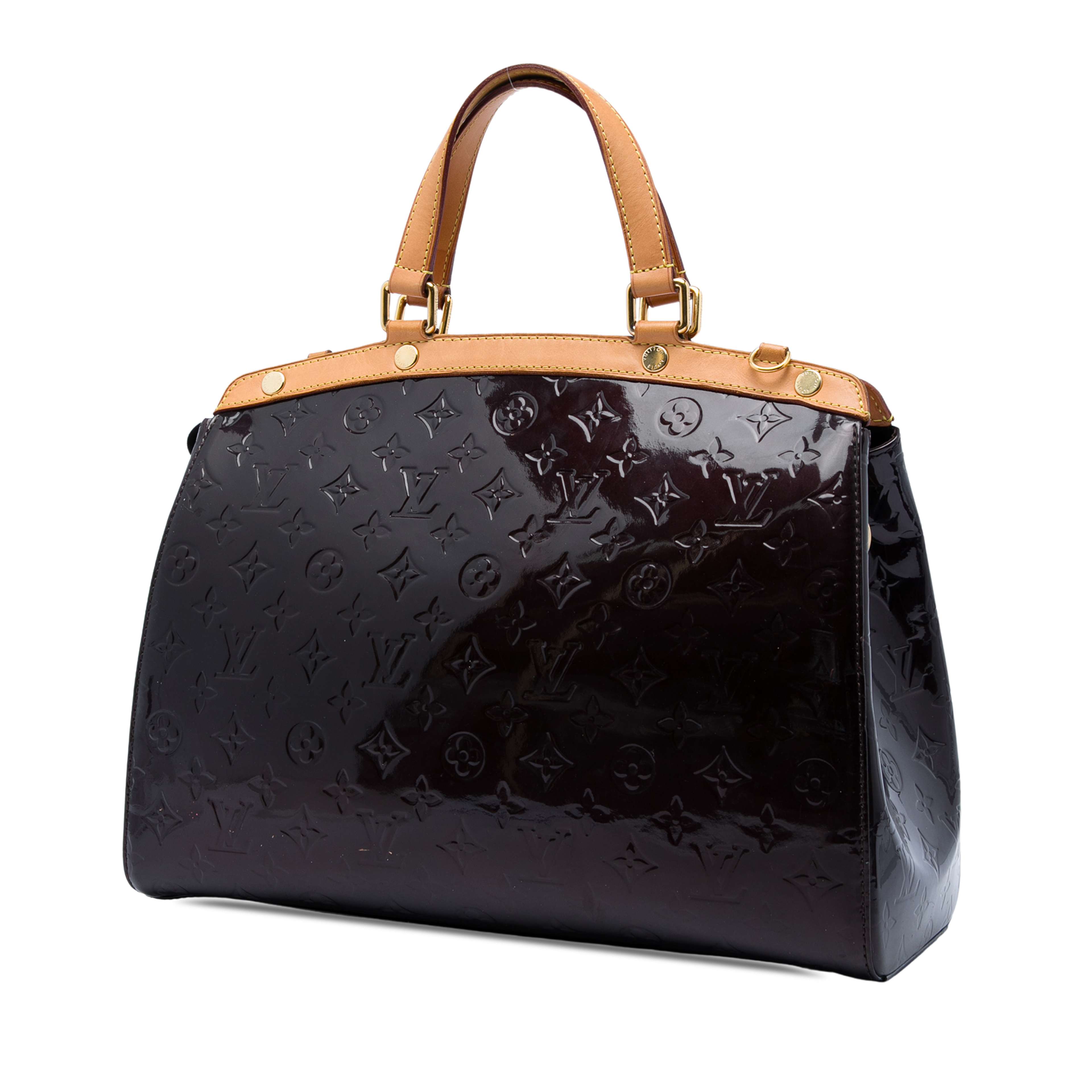 Louis Vuitton Monogram Vernis Brea Gm, från Luxclusif, i färgen purpur. Klicka för att öppna bilden i stort format