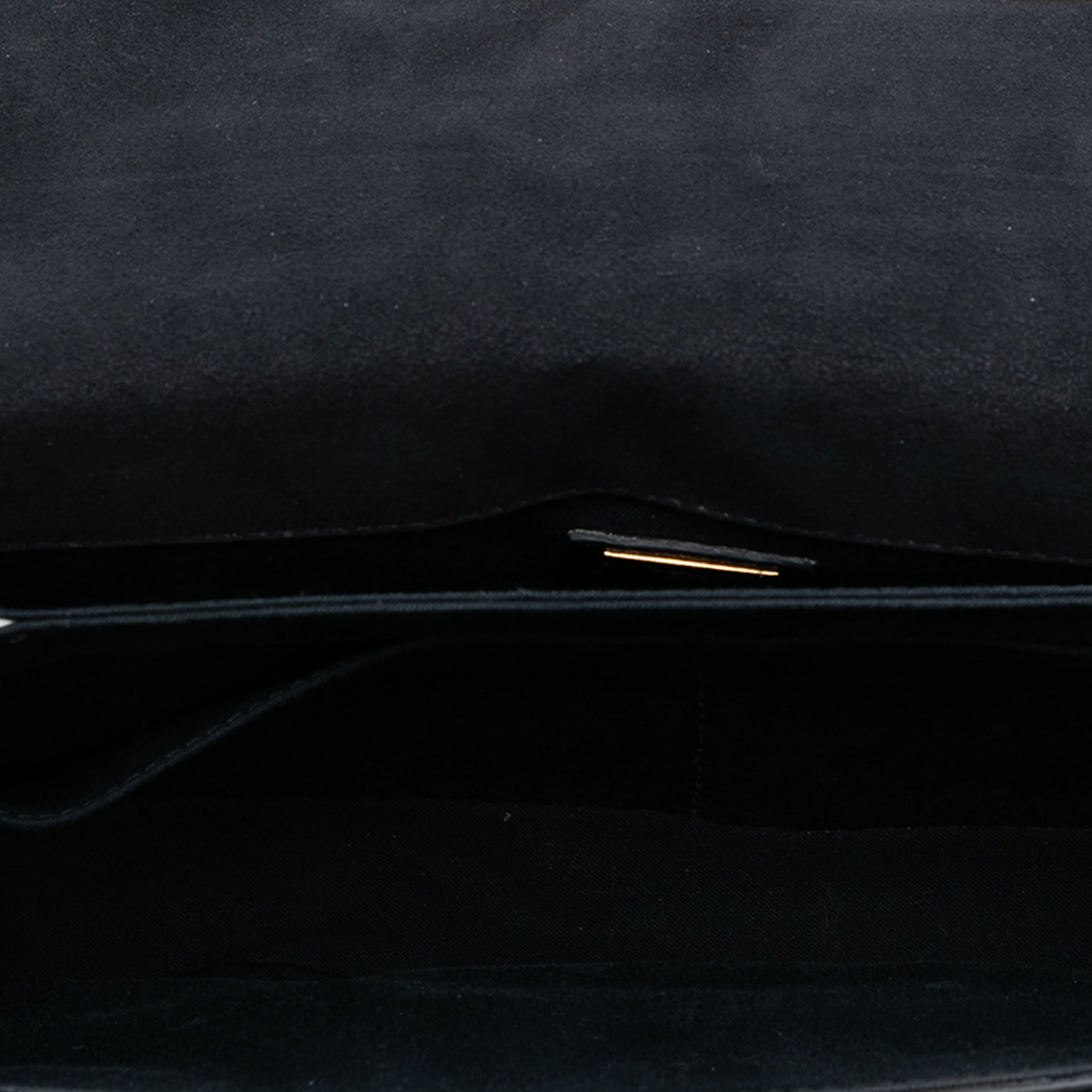 Fendi Leather 3baguette Shoulder Bag, från Luxclusif, i färgen black. Klicka för att öppna bilden i stort format