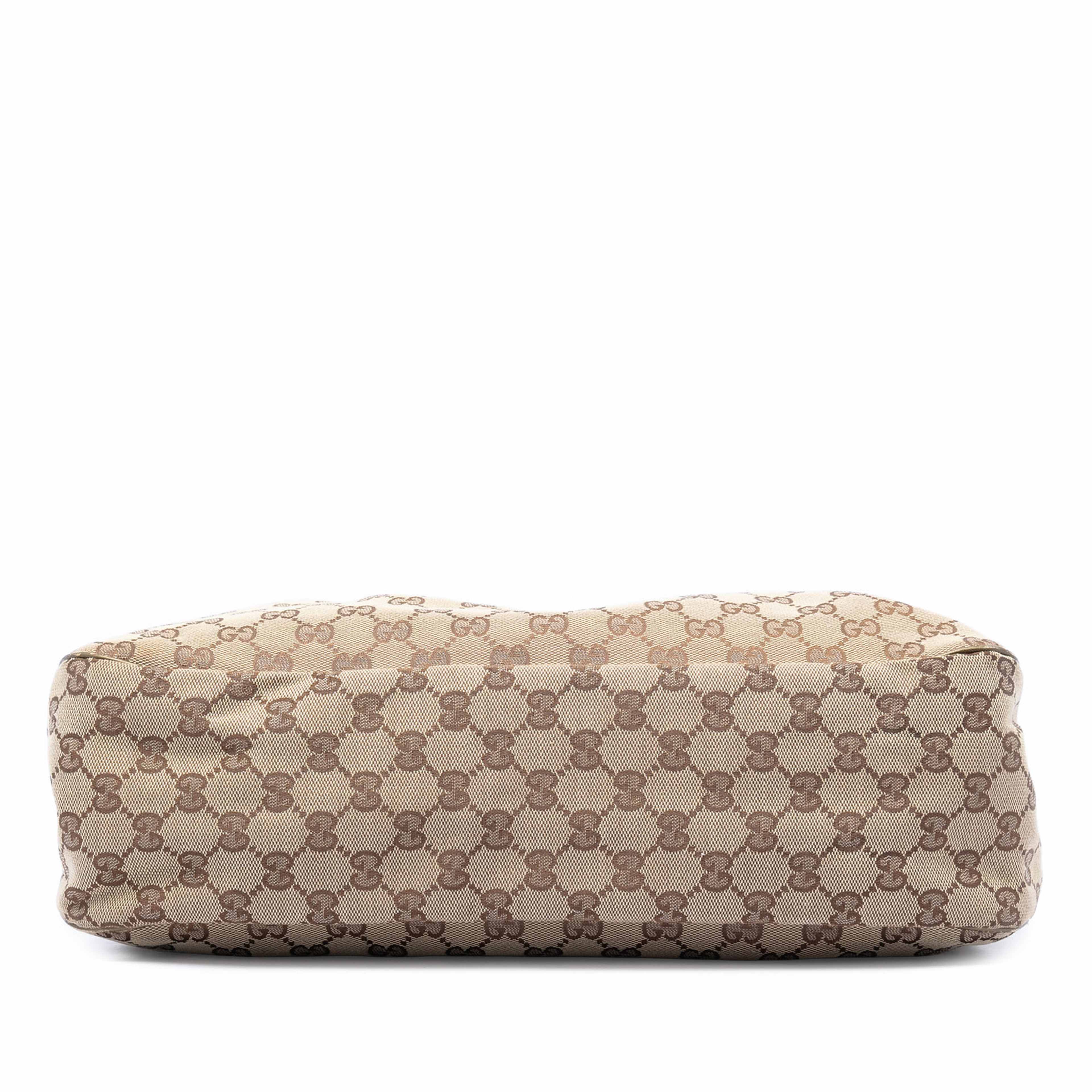 Gucci Gg Canvas Sukey Tote, från Luxclusif, i färgen beige. Klicka för att öppna bilden i stort format