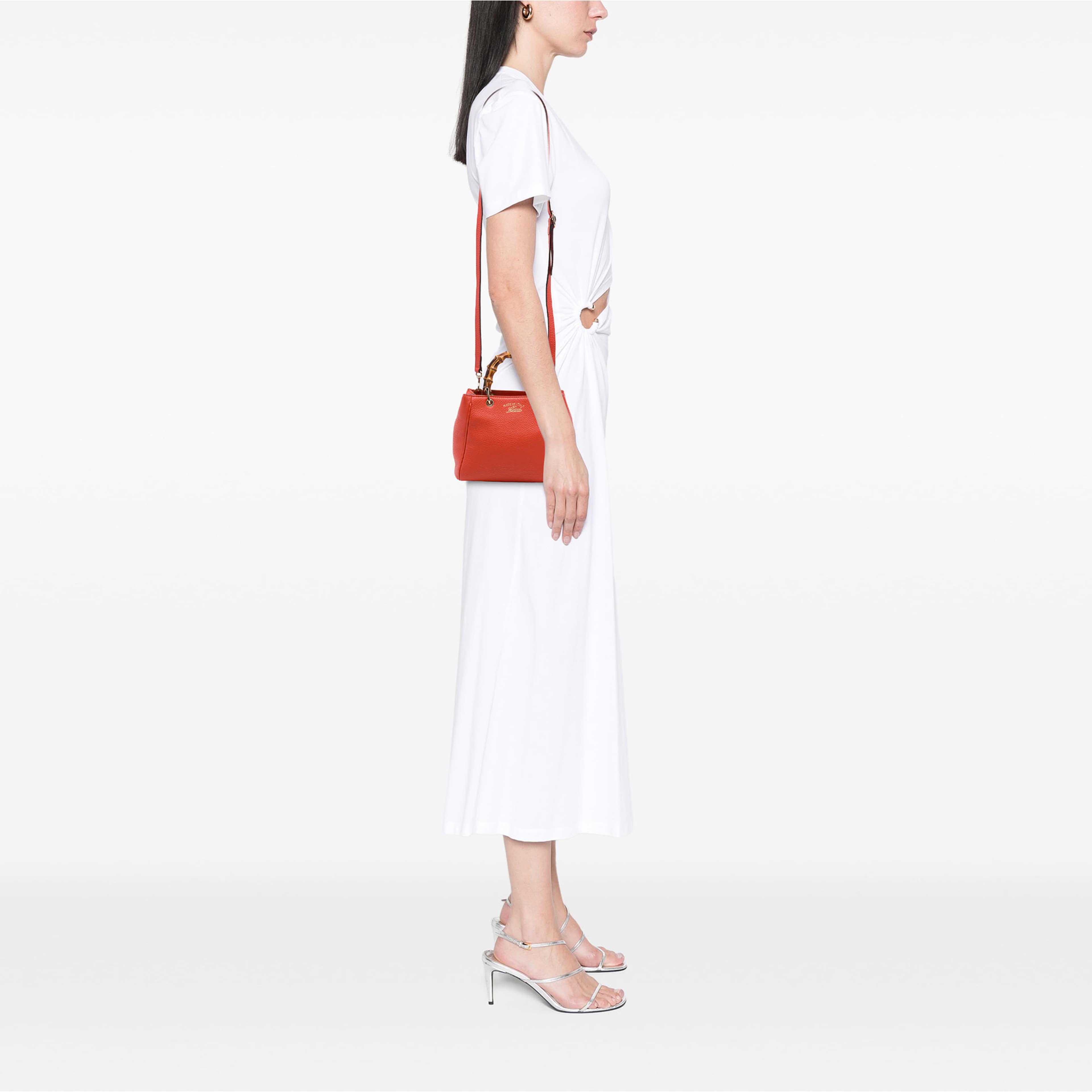 Gucci Mini Calfskin Bamboo Shopper Satchel, från Luxclusif, i färgen orange. Klicka för att öppna bilden i stort format