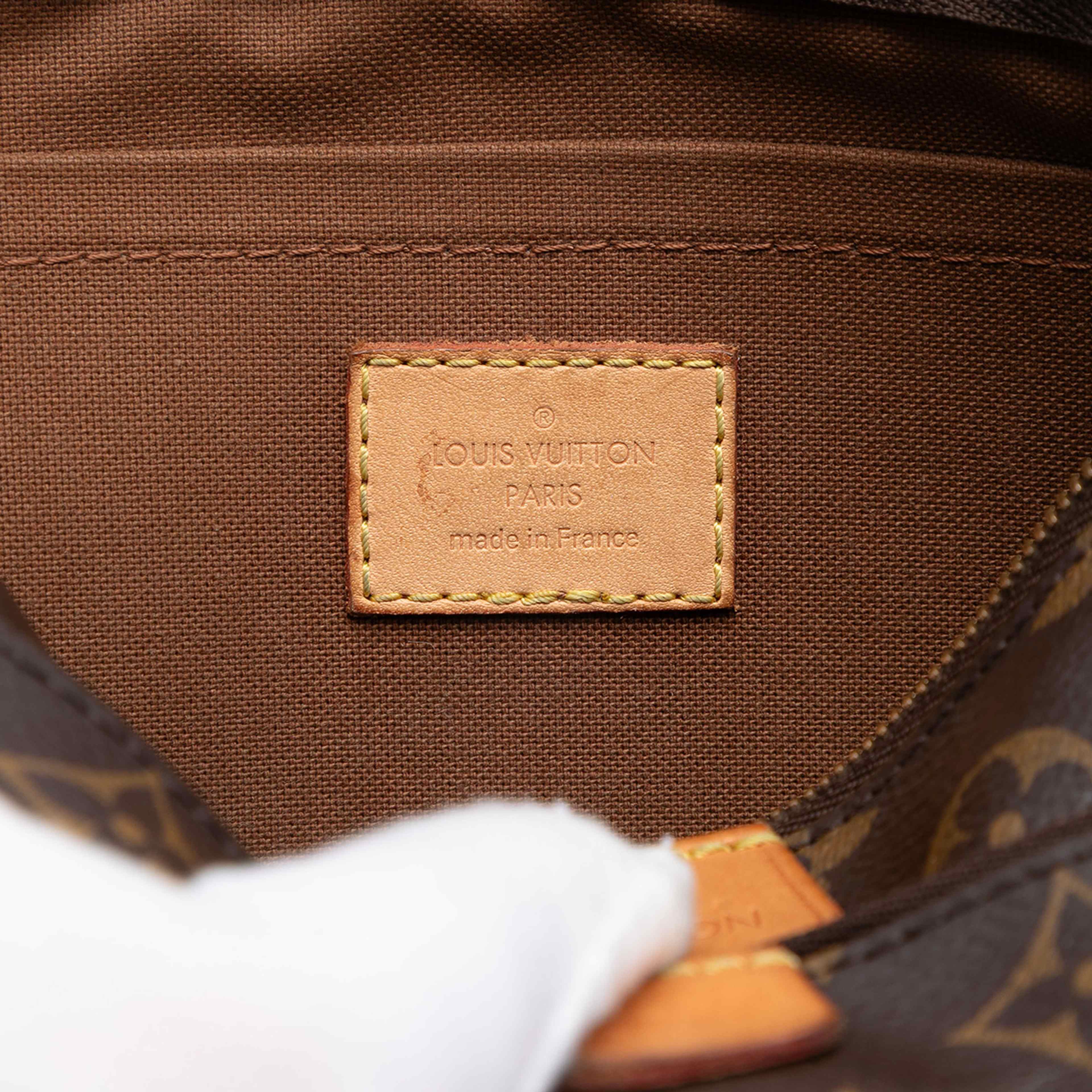 Louis Vuitton Monogram Multi Pochette Accessoires, från Luxclusif, i färgen brown. Klicka för att öppna bilden i stort format