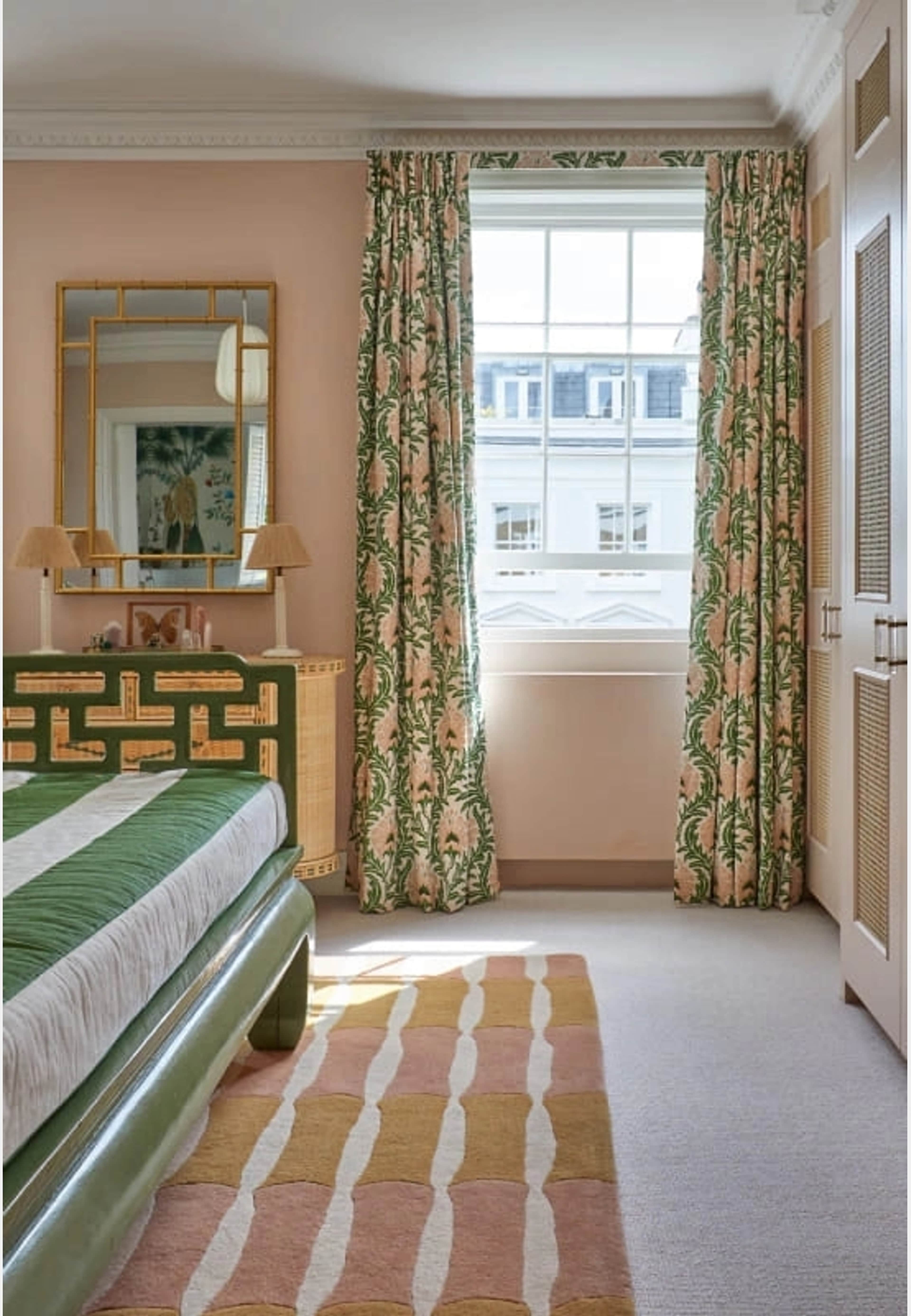 Alice Crawley Bamboo Forrest Rose, från Layered, i färgen forrest rose. Klicka för att öppna bilden i stort format