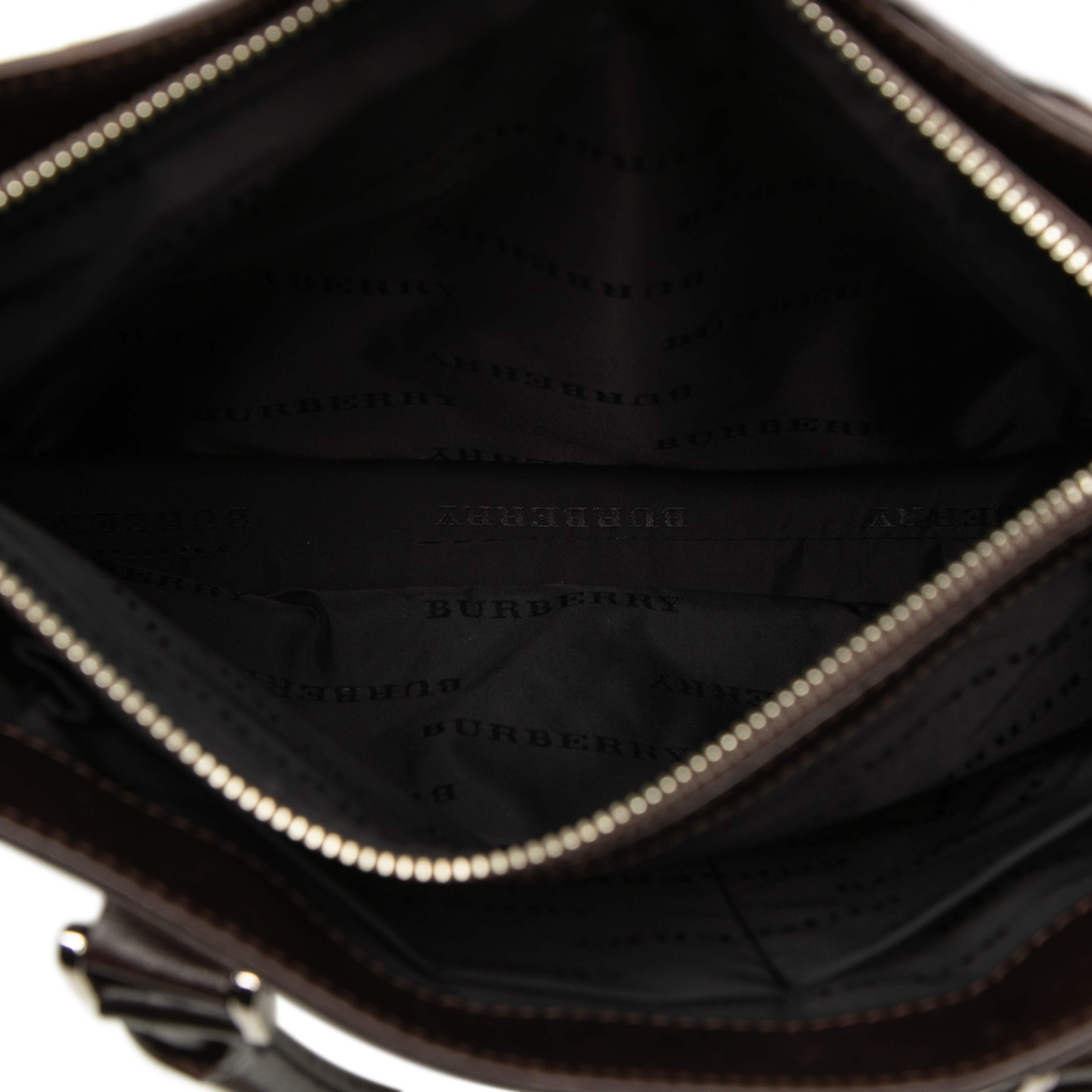 Burberry House Check Canvas Tote, från Luxclusif, i färgen beige. Klicka för att öppna bilden i stort format