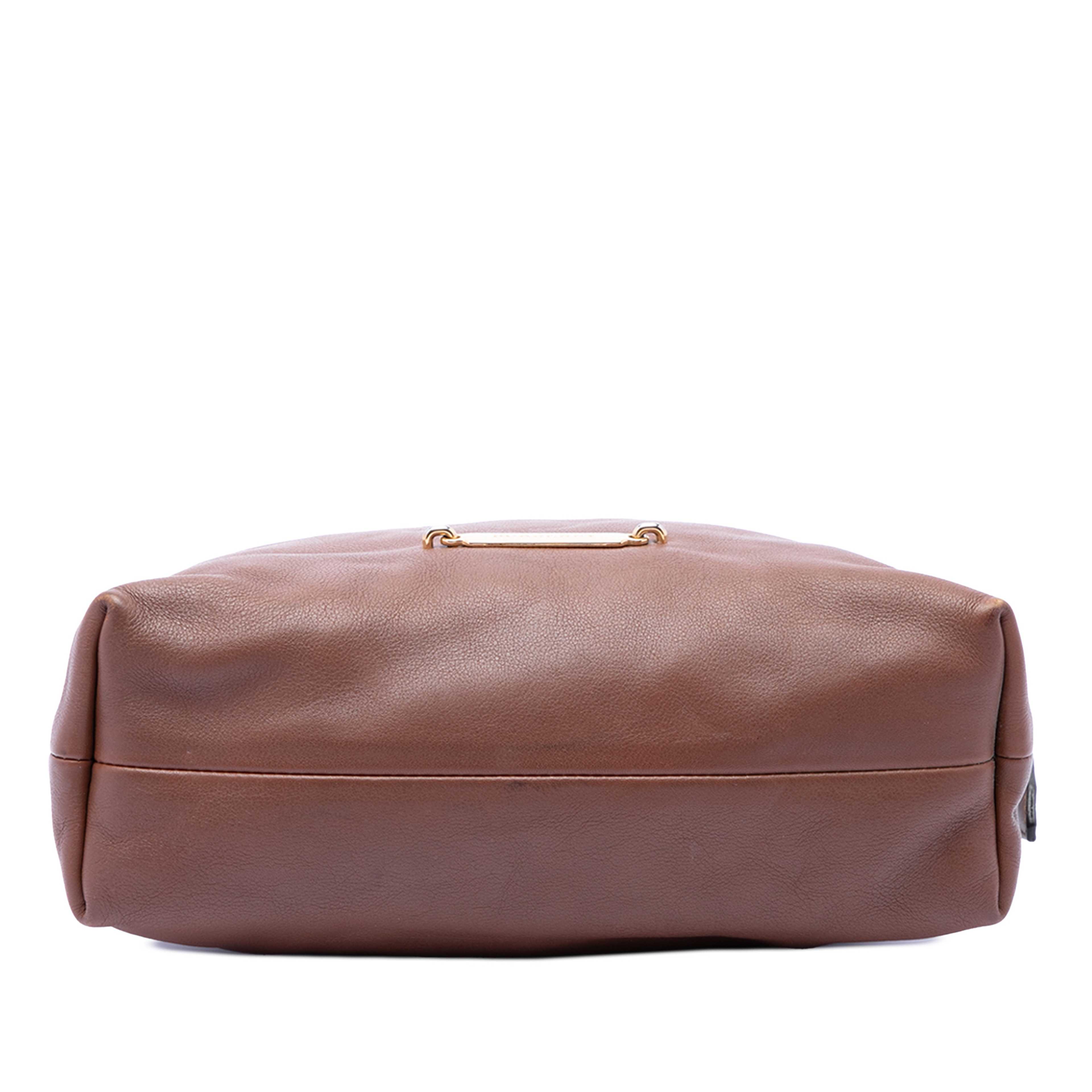 Burberry House Check Canvas And Calfskin Little Crush Crossbody, från Luxclusif, i färgen brown. Klicka för att öppna bilden i stort format