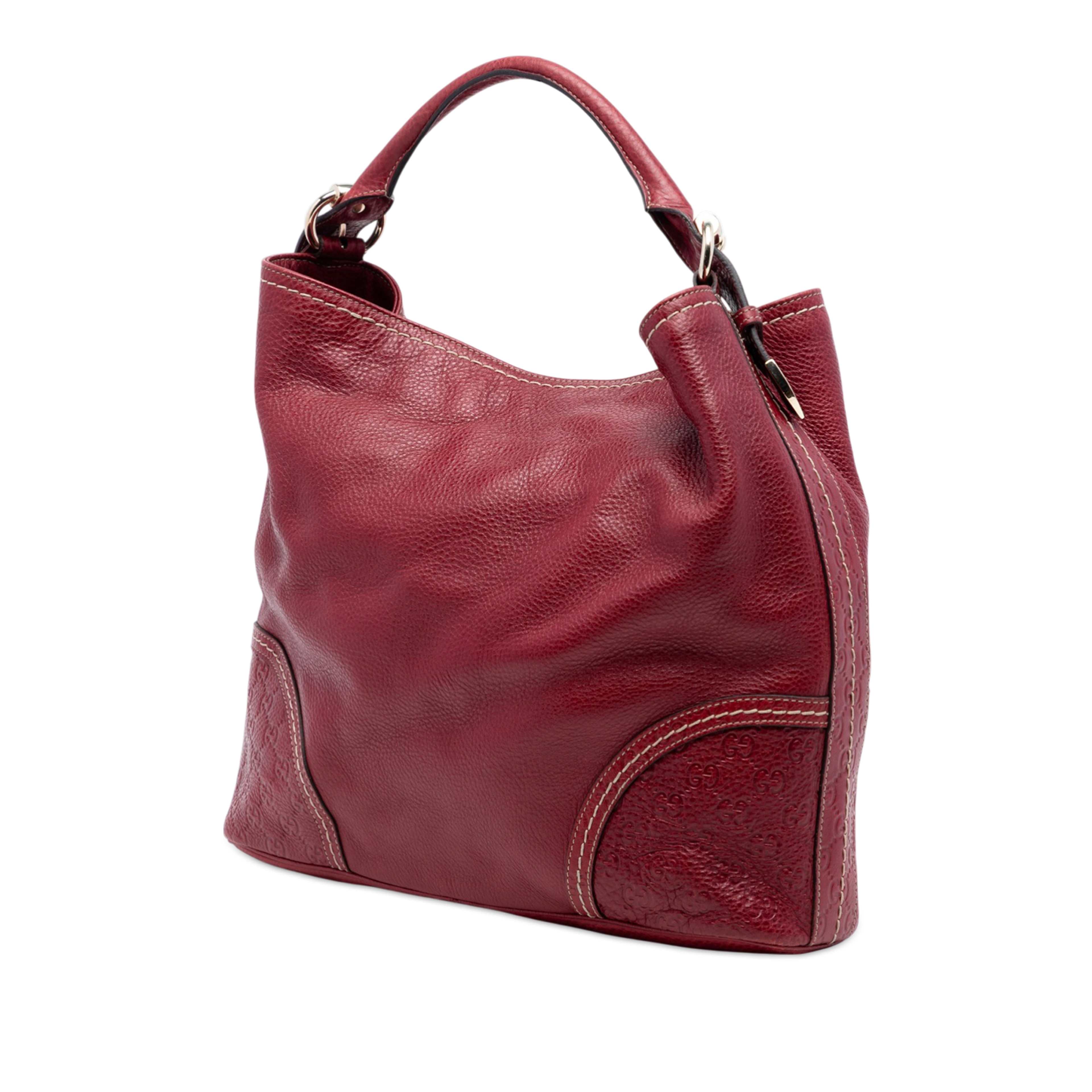 Gucci Large Guccissima Trimmed Leather Signoria Hobo Bag, från Luxclusif, i färgen red. Klicka för att öppna bilden i stort format
