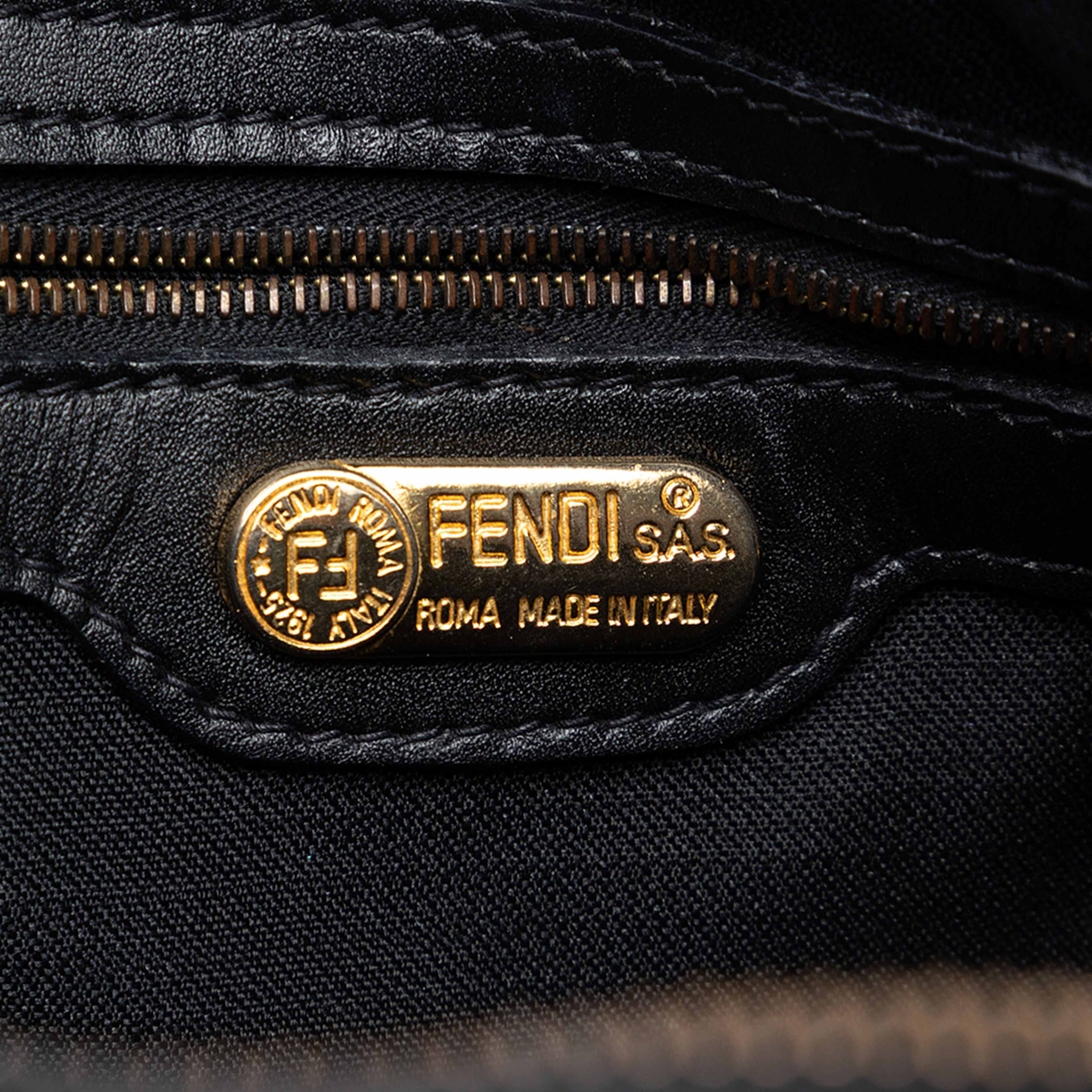 Fendi Pequin Coated Canvas Dome Satchel, från Luxclusif, i färgen brown. Klicka för att öppna bilden i stort format
