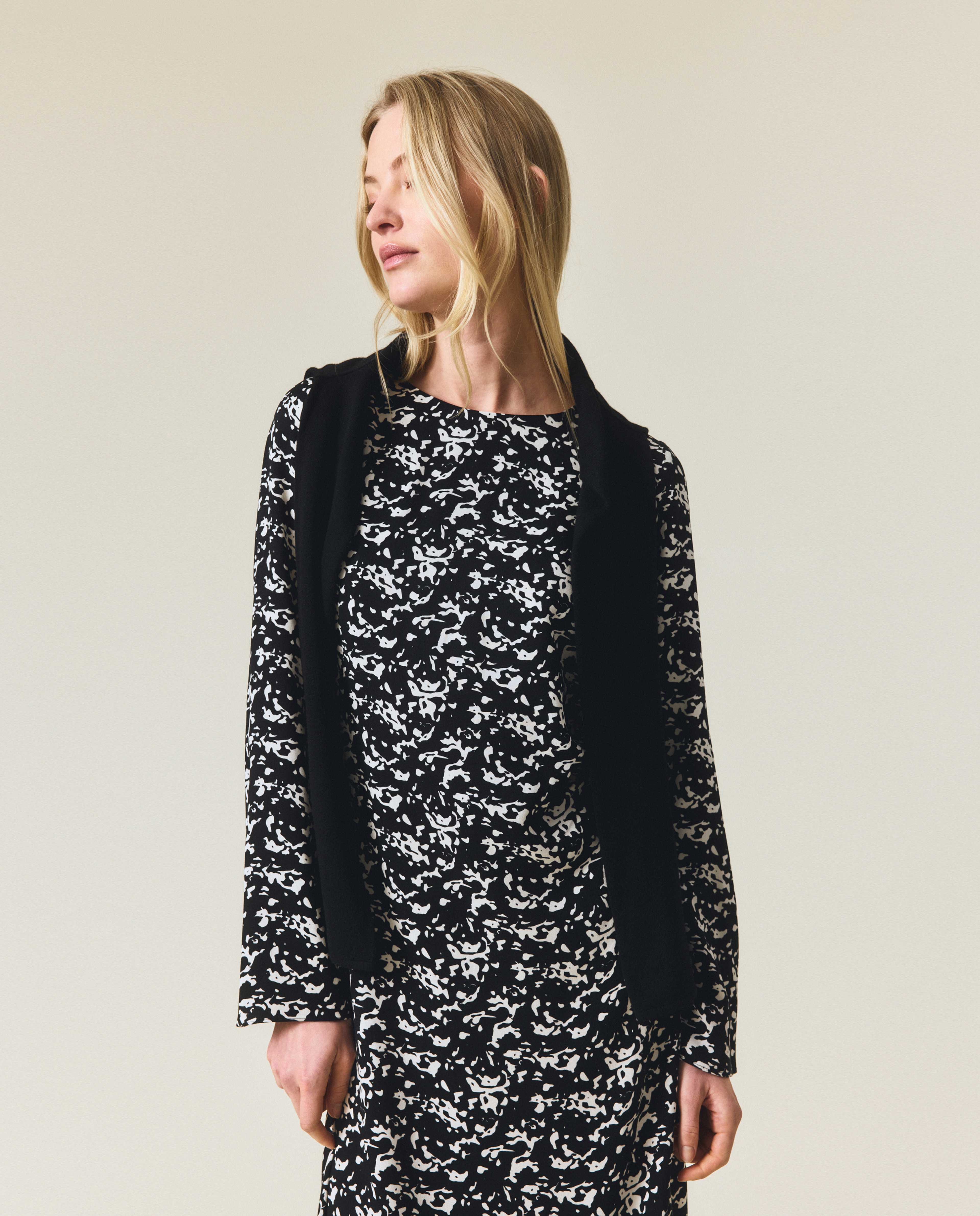 Printed Maxi Dress, från Lexington, i färgen black/white print. Klicka för att öppna bilden i stort format