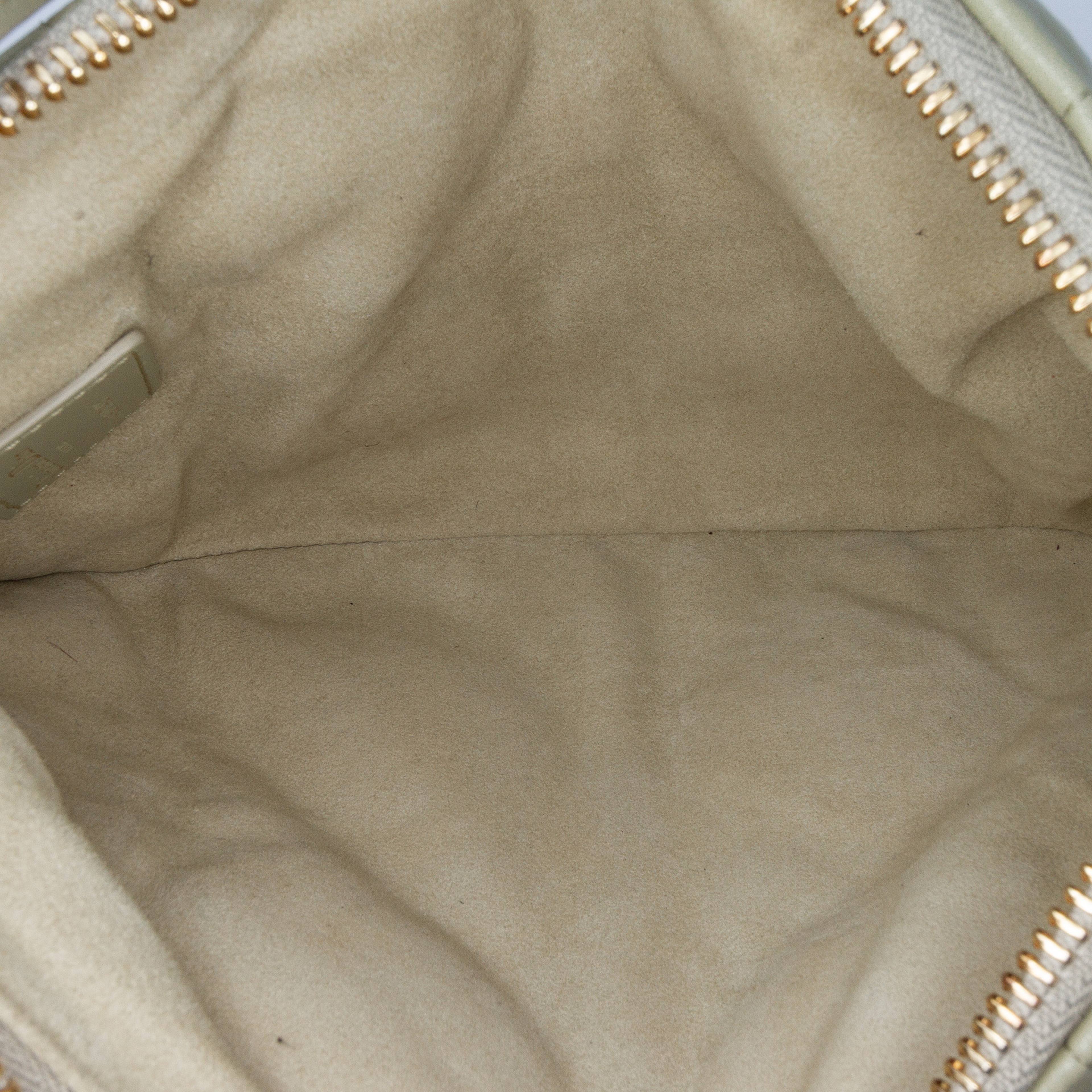 Dior Mini Calfskin Macrocannage Dior Caro Tulip Bag, från Luxclusif, i färgen light green.