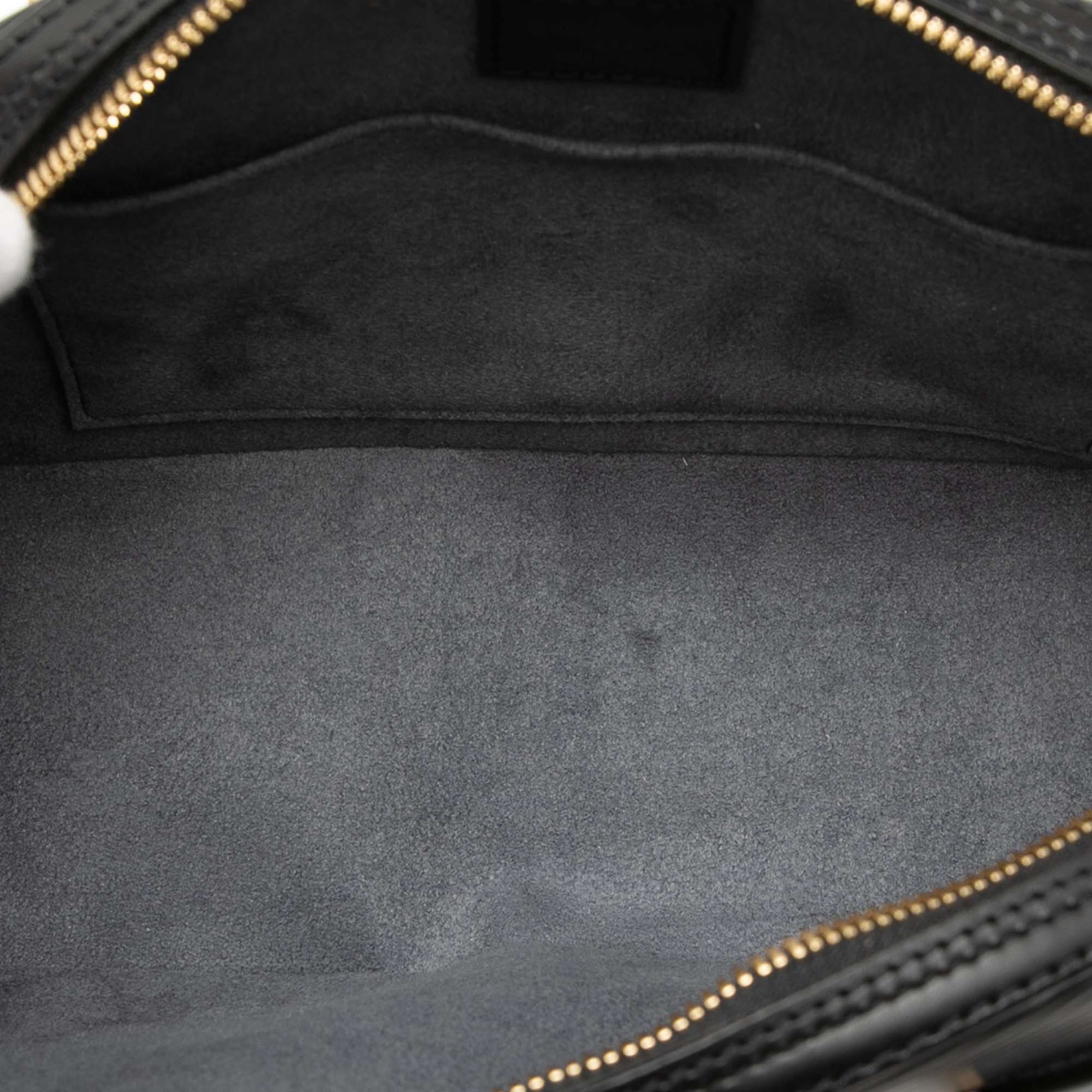 Louis Vuitton Epi Jasmine, från Luxclusif, i färgen black. Klicka för att öppna bilden i stort format