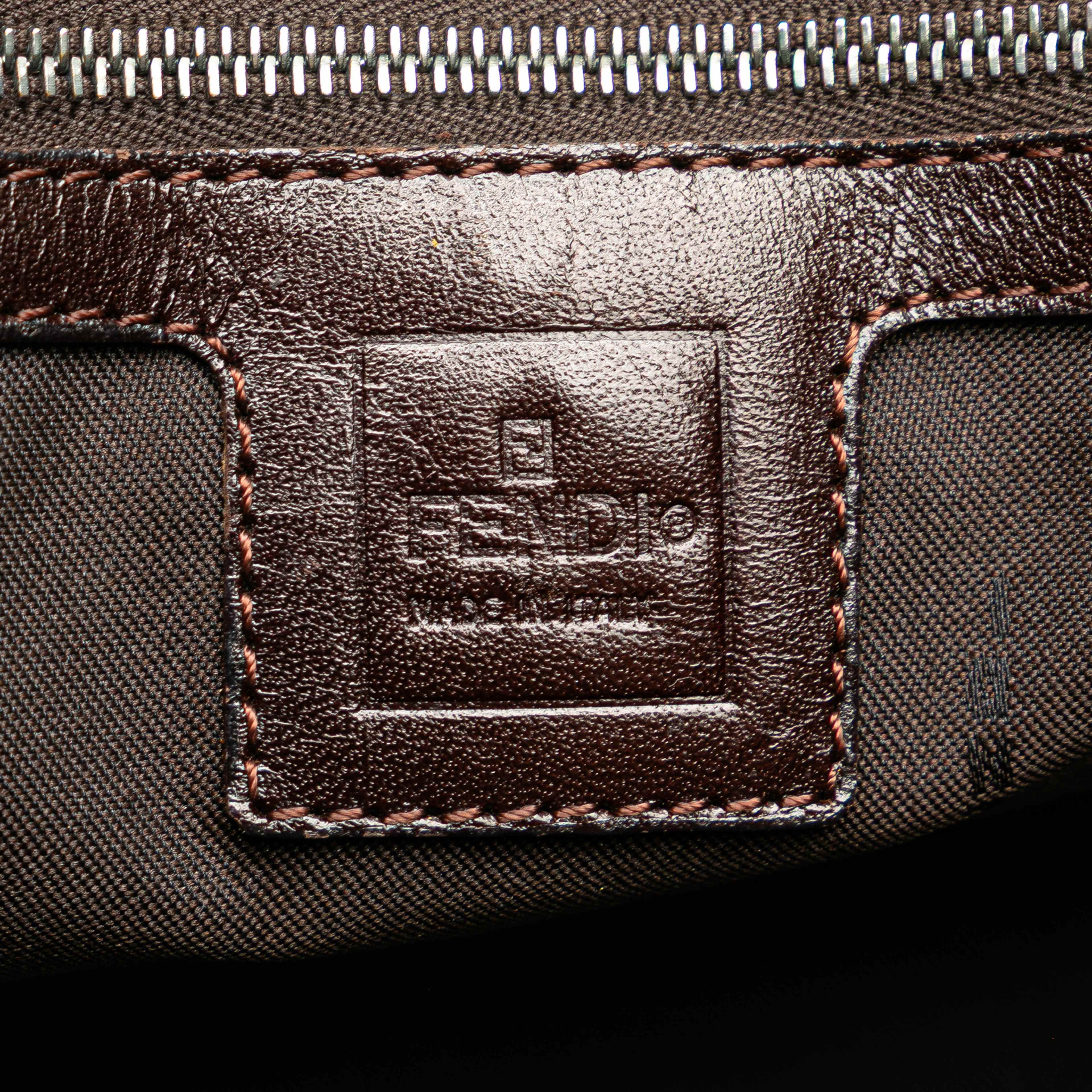 Fendi Small Zucca Canvas Twins Tote, från Luxclusif, i färgen brown. Klicka för att öppna bilden i stort format