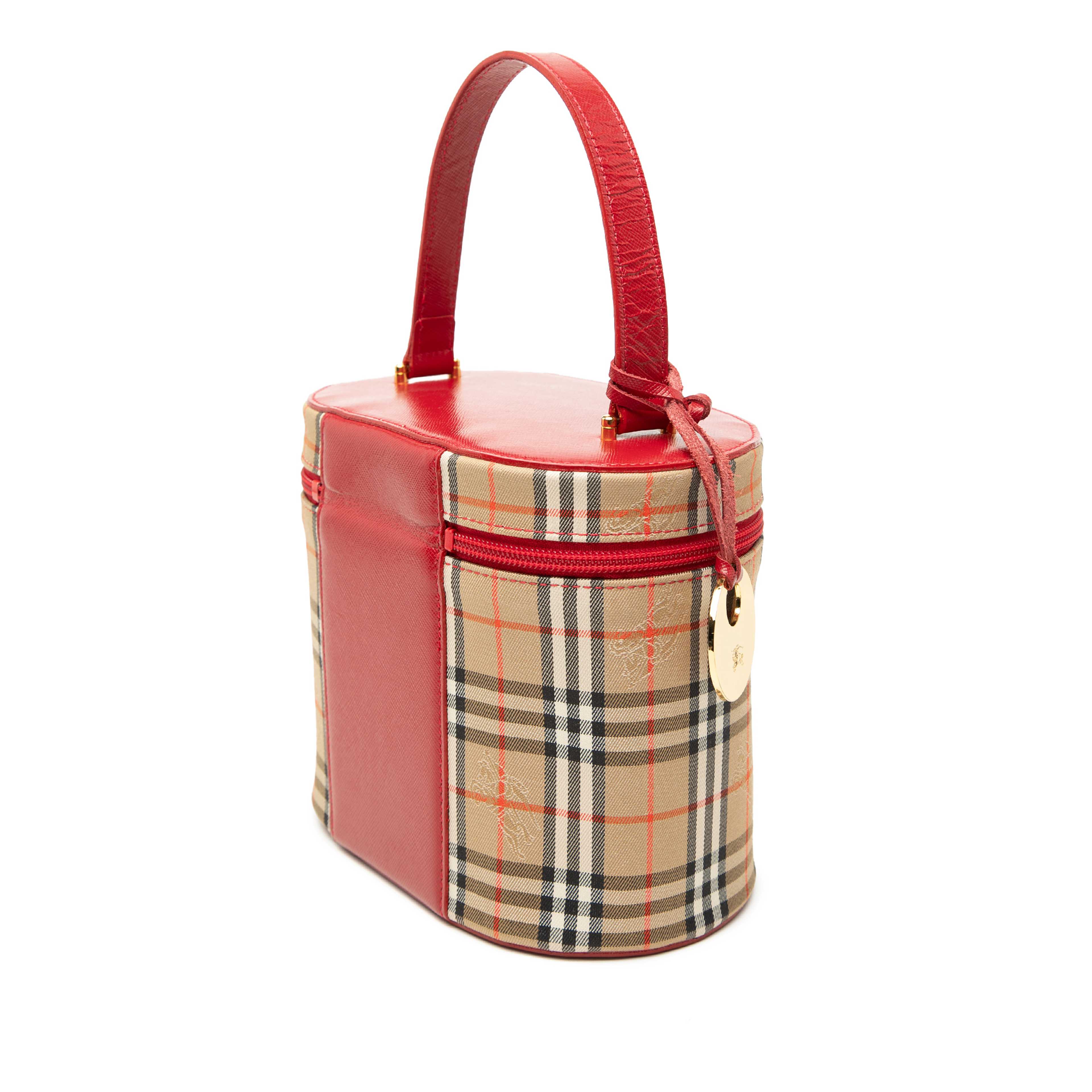Burberry Haymarket Check Canvas Vanity Bag, från Luxclusif, i färgen röd. Klicka för att öppna bilden i stort format