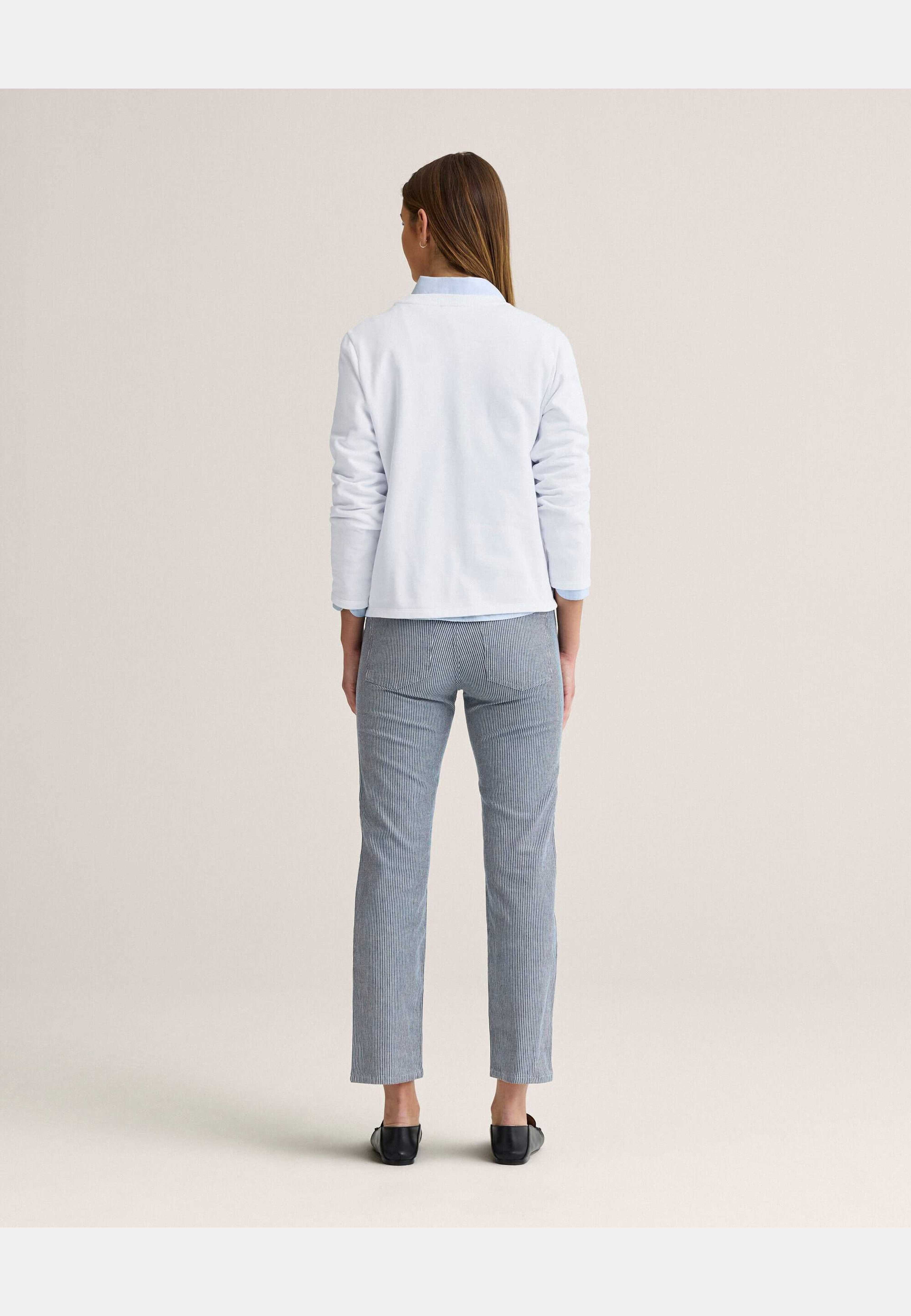 Nora Straight Denim Striped, från Newhouse, i färgen marinblå. Klicka för att öppna bilden i stort format