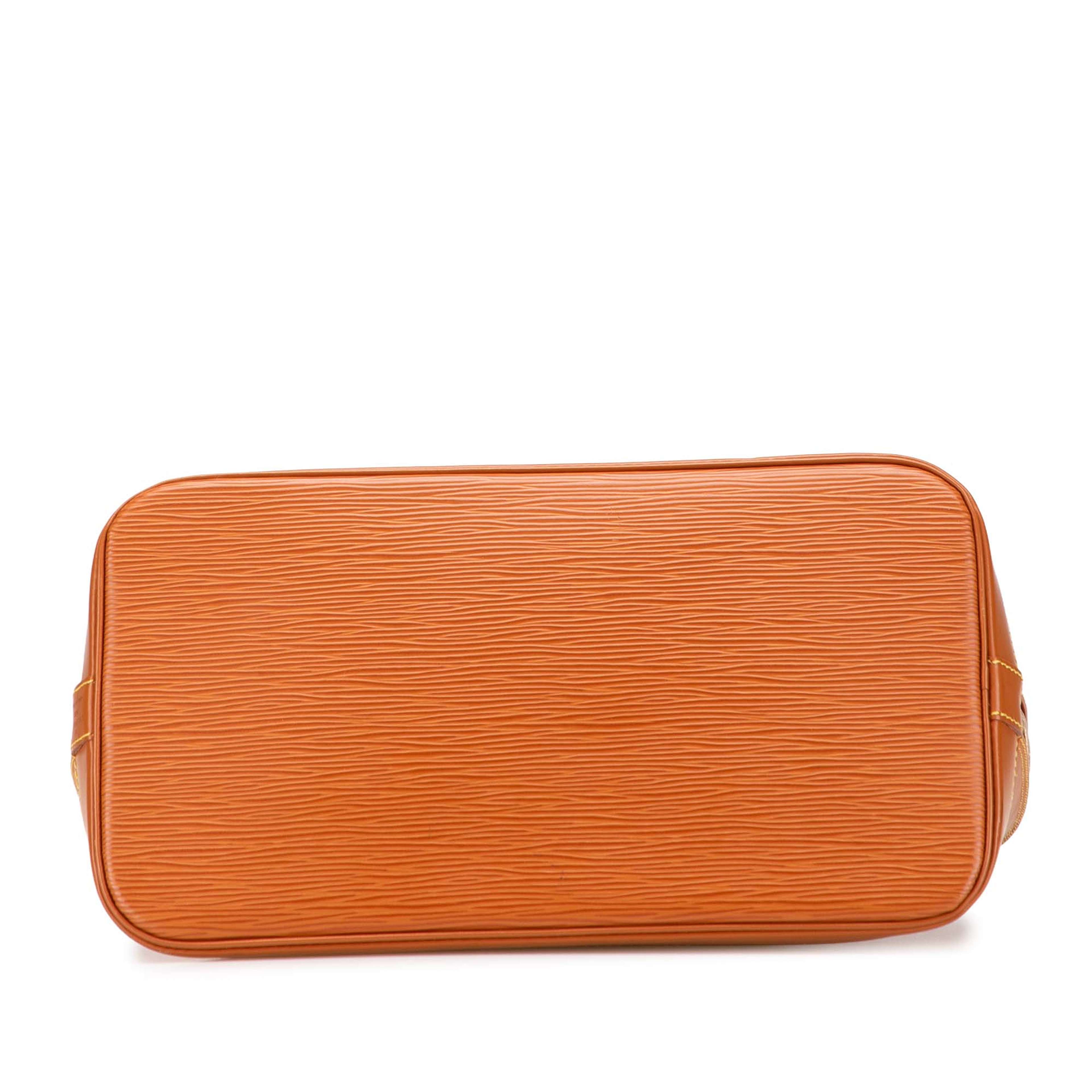 Louis Vuitton Epi Alma Pm, från Luxclusif, i färgen brown.