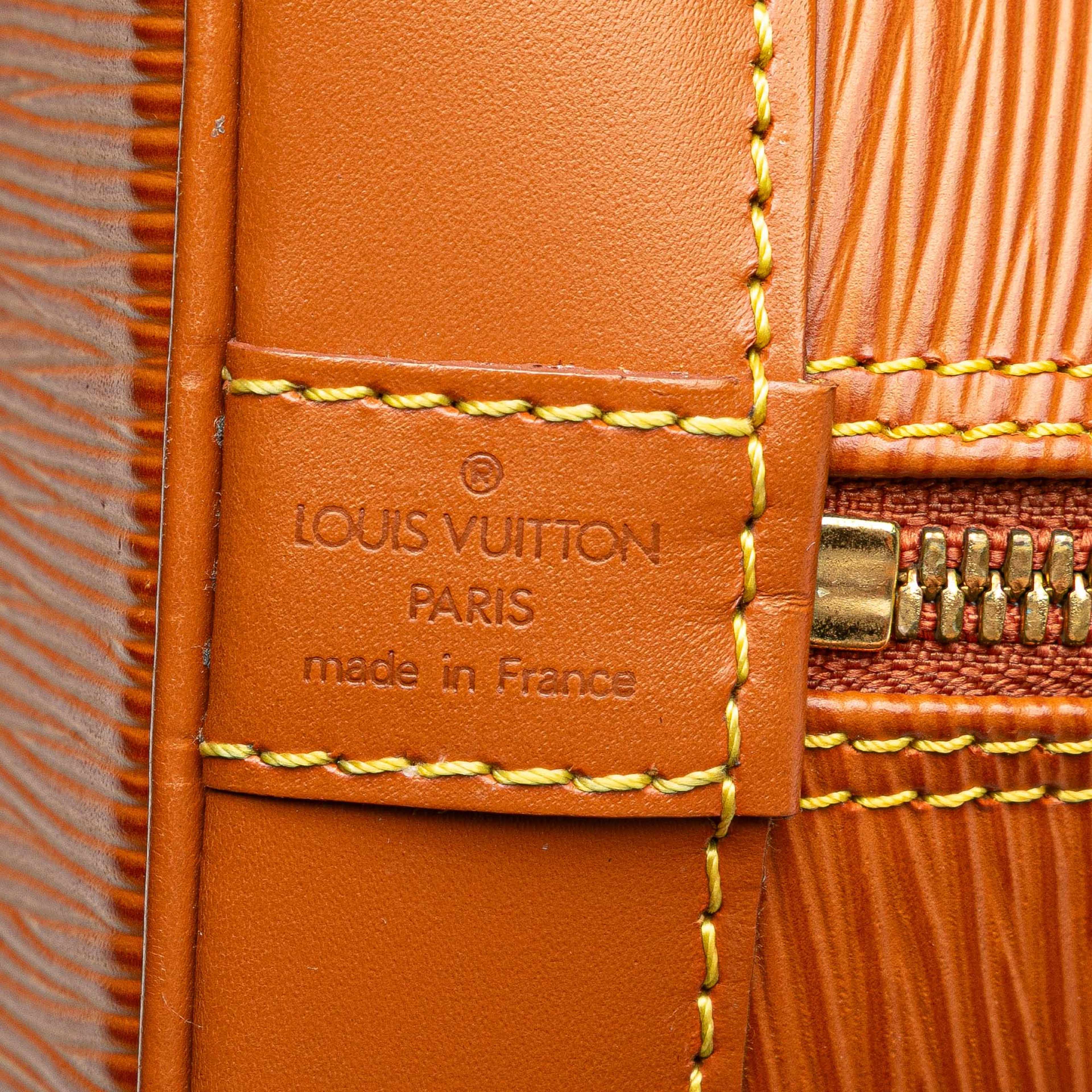 Louis Vuitton Epi Alma Pm, från Luxclusif, i färgen brown.