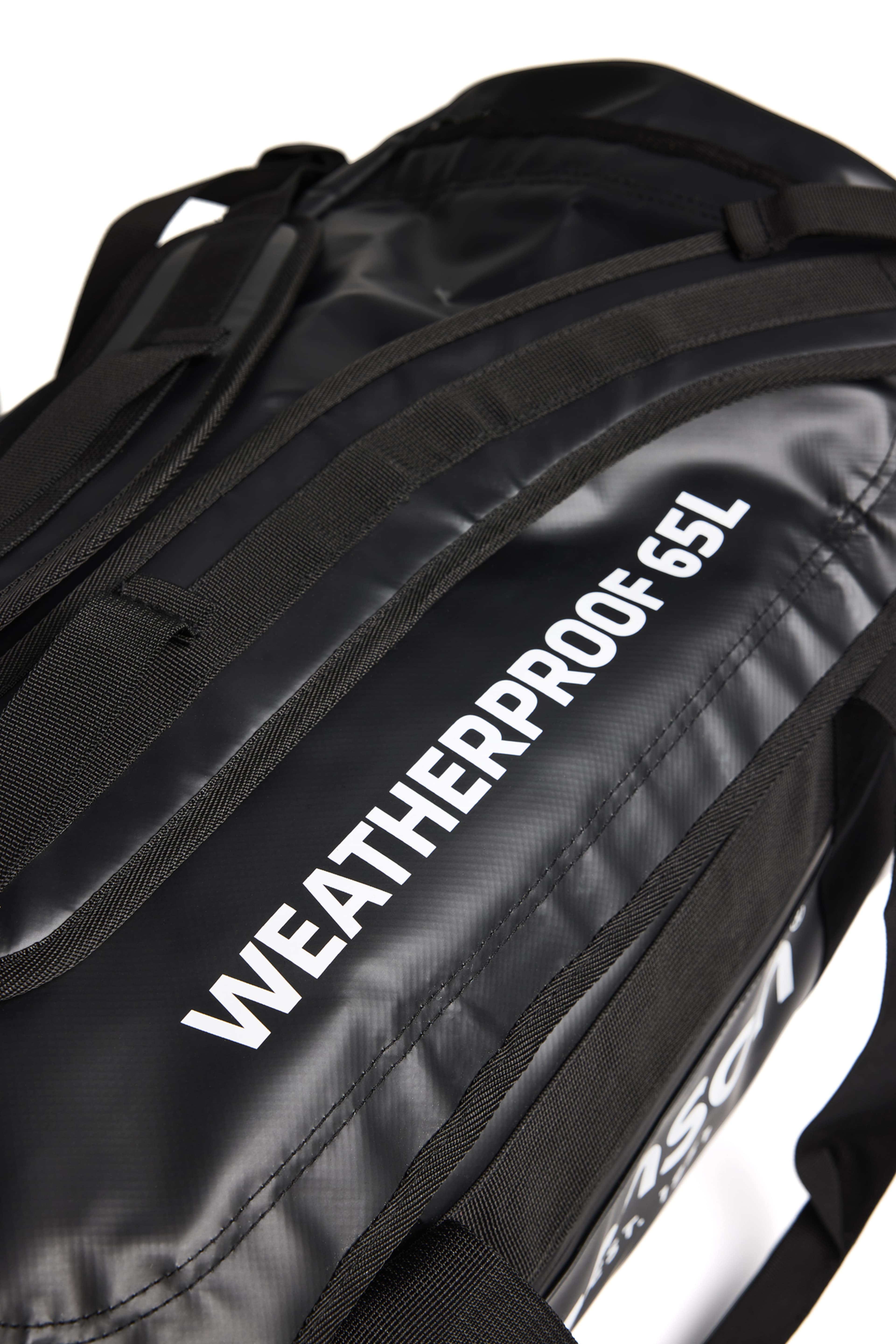 Weatherproof Duffel 65l, från Tenson, i färgen svart. Klicka för att öppna bilden i stort format