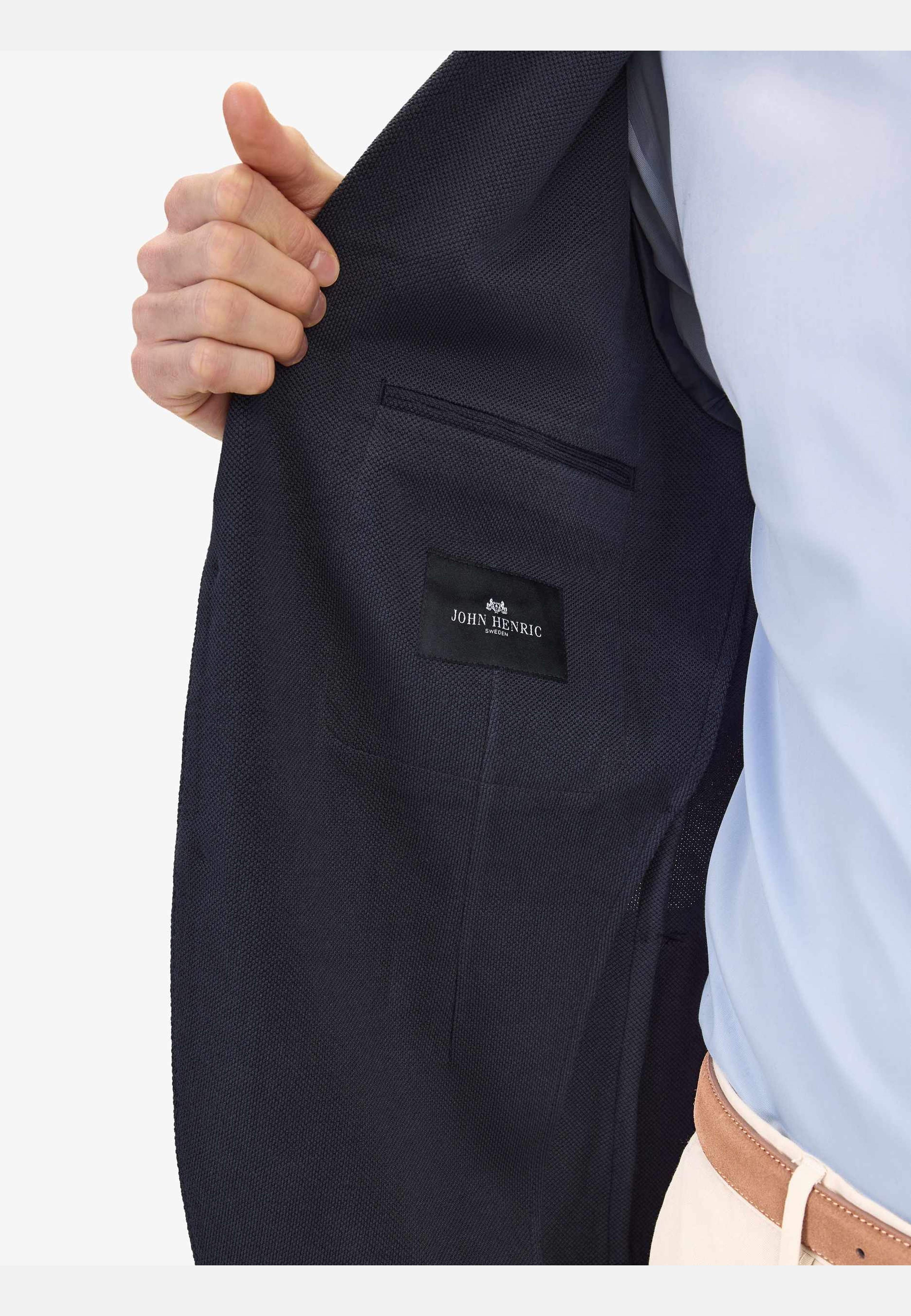 Knitted Blazer, från John Henric, i färgen navy blue. Klicka för att öppna bilden i stort format