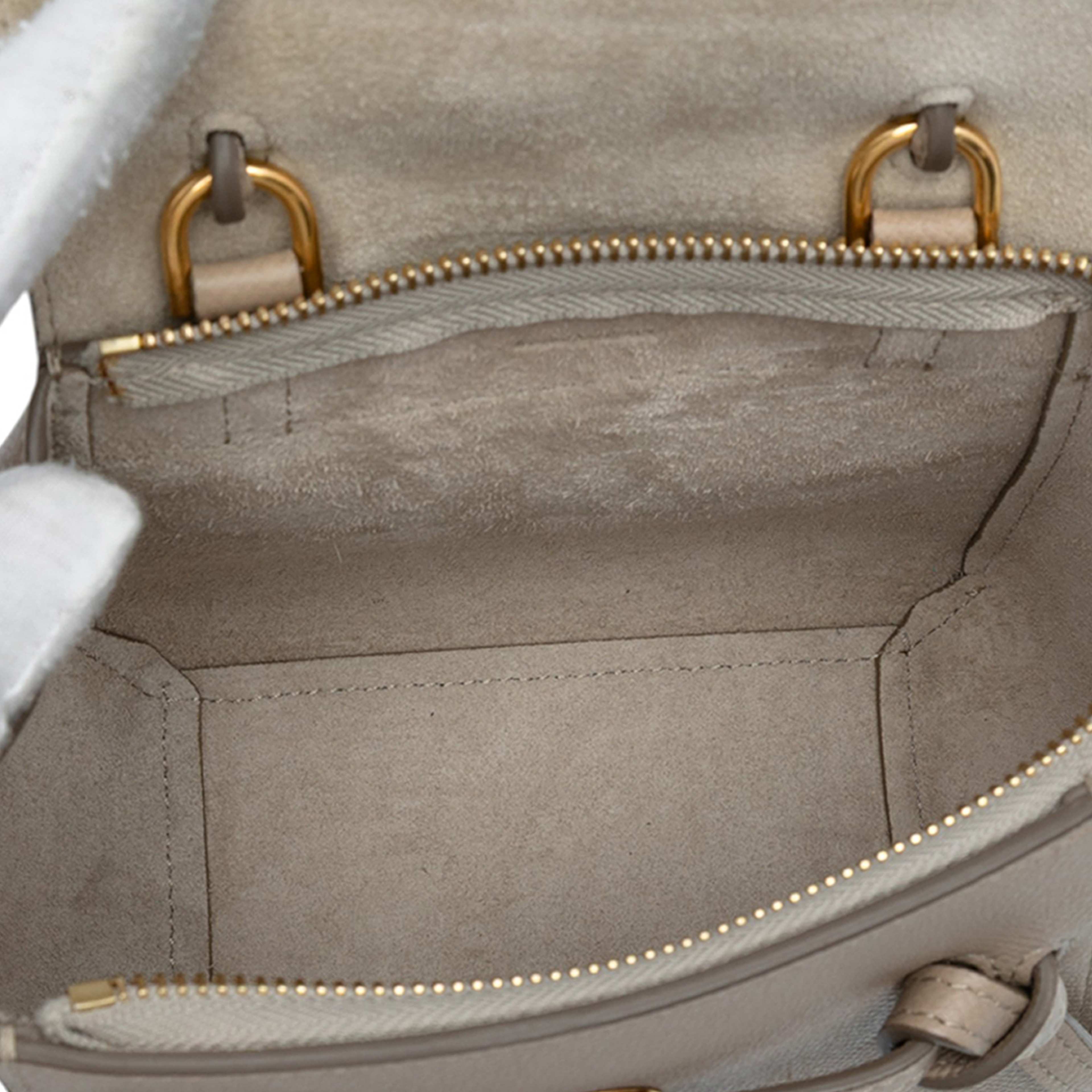 Celine Pico Grained Calfskin Belt Bag, från Luxclusif, i färgen taupe. Klicka för att öppna bilden i stort format