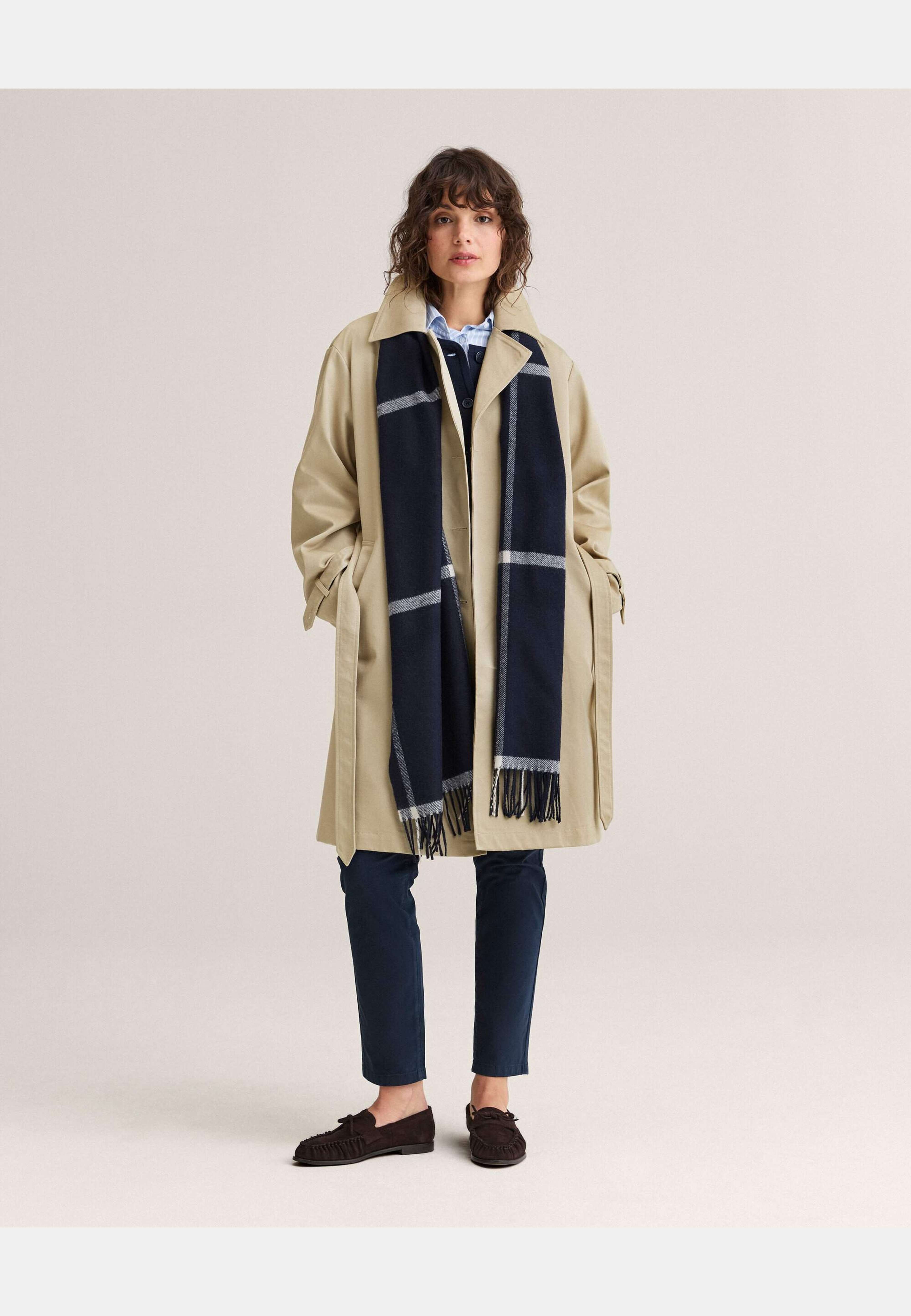 Flauto Checked Scarf, från Newhouse, i färgen marinblå. Klicka för att öppna bilden i stort format