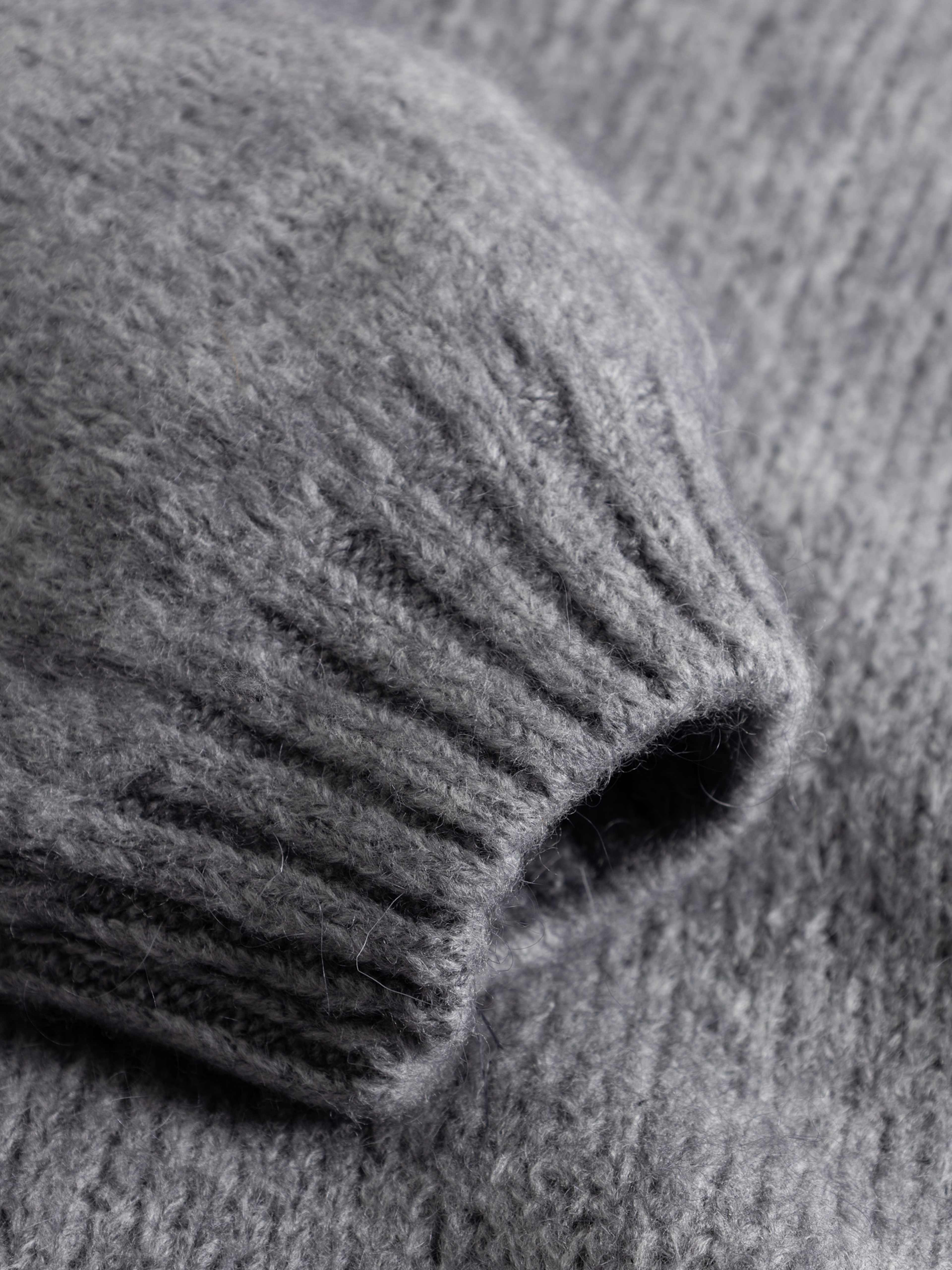 Mimi Ls Knit - Grey, från Noella, i färgen grey. Klicka för att öppna bilden i stort format